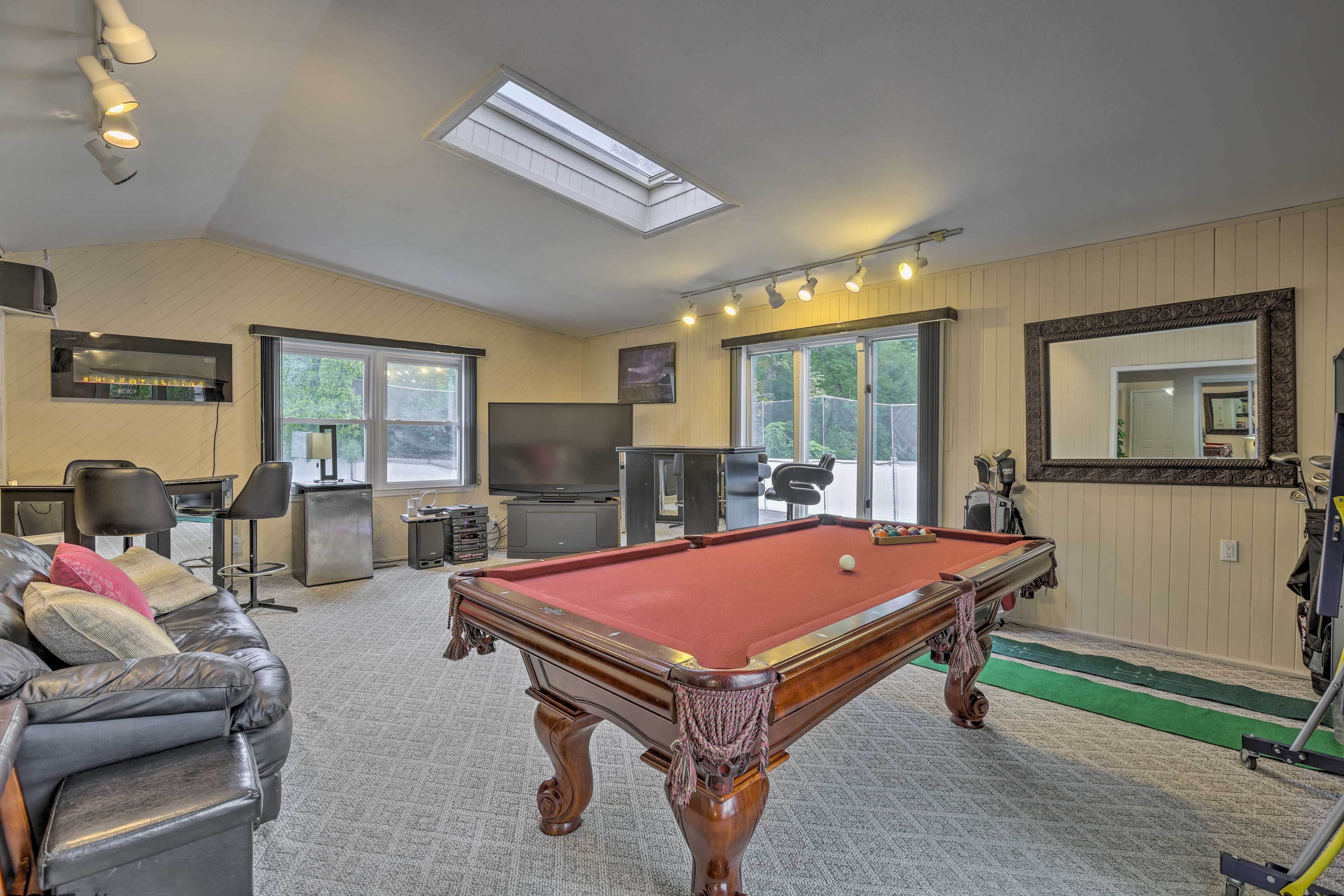 Game Room | Flat Screen TV