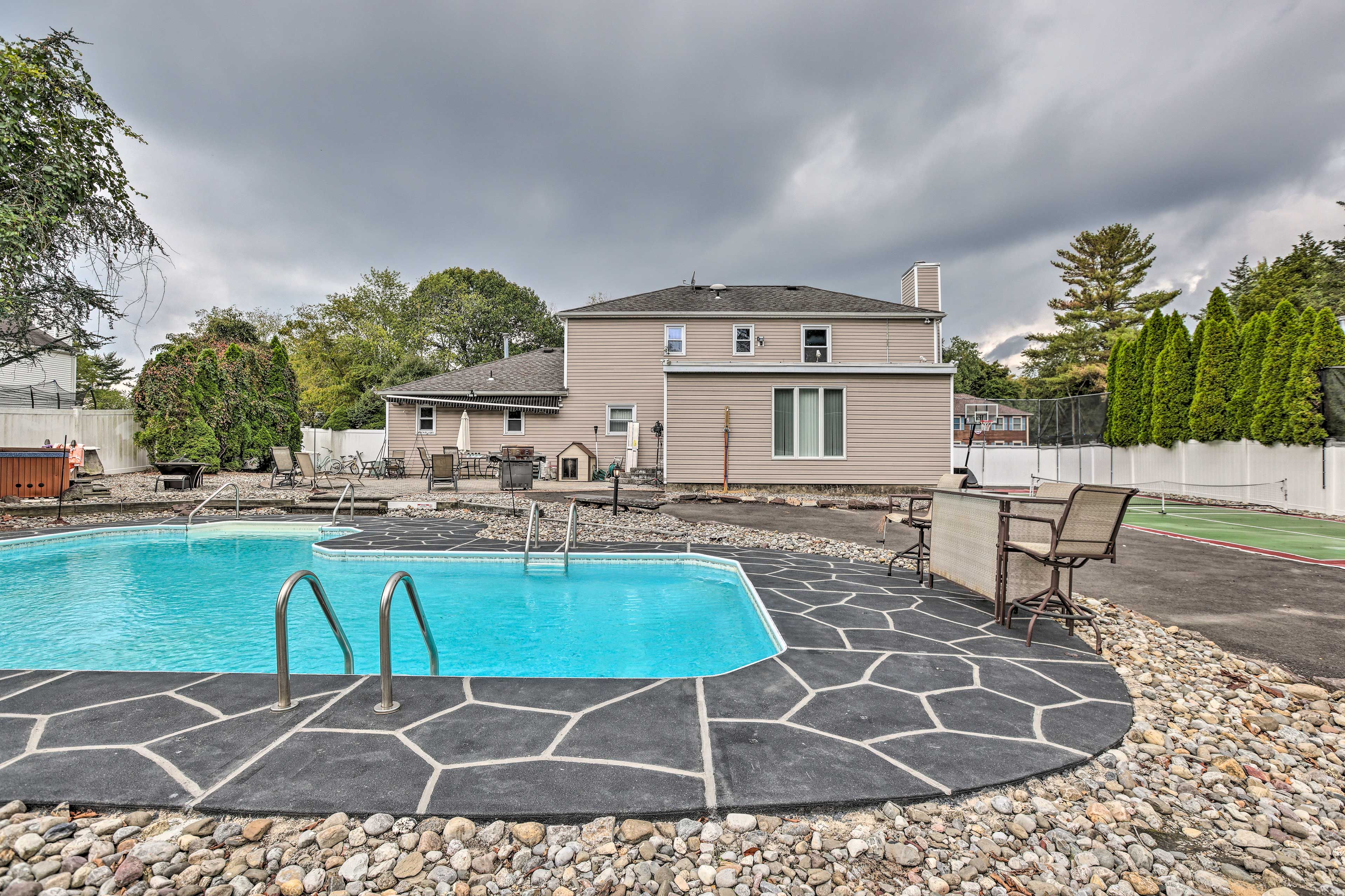 Private Pool