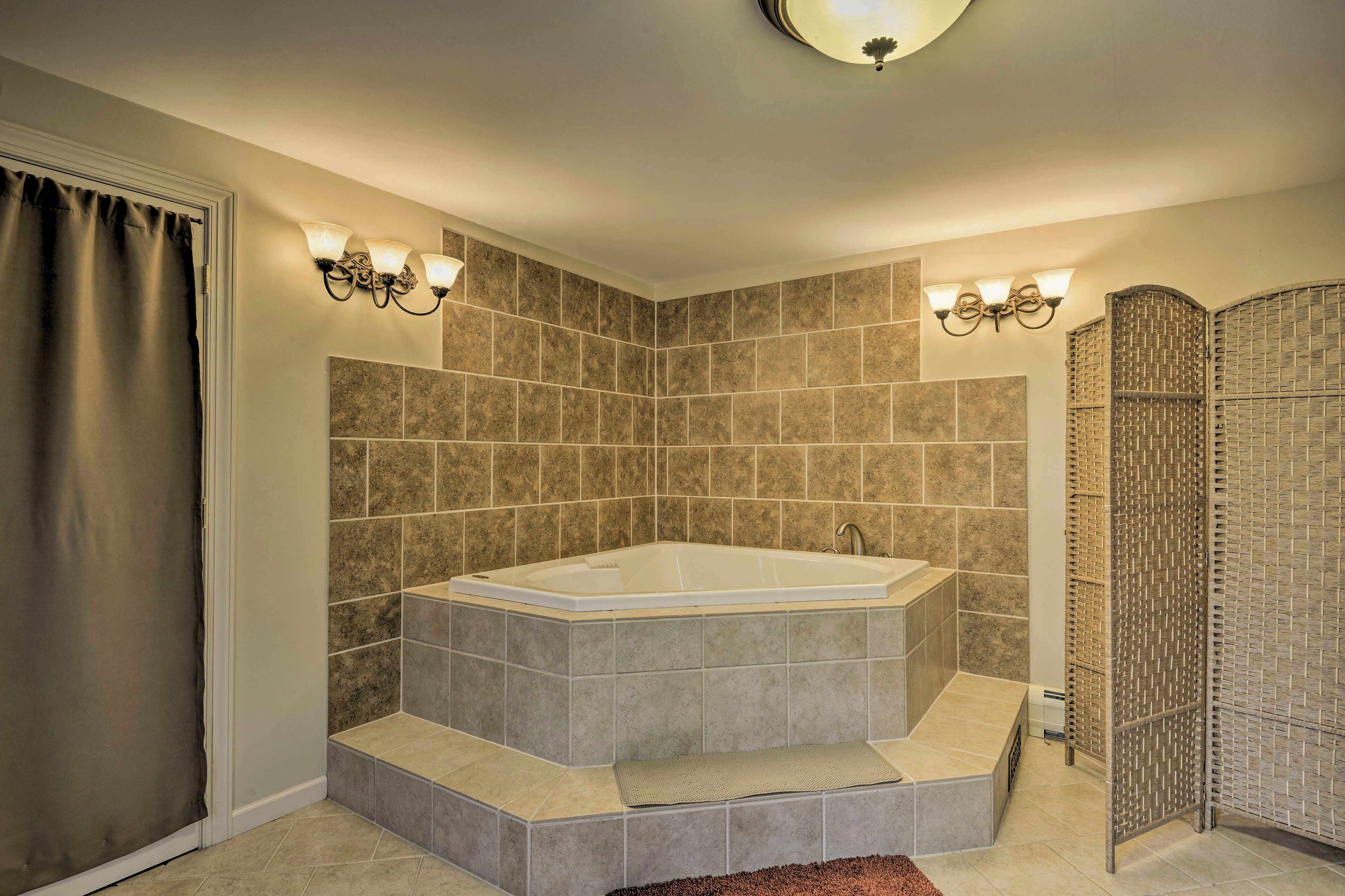 Jacuzzi Room