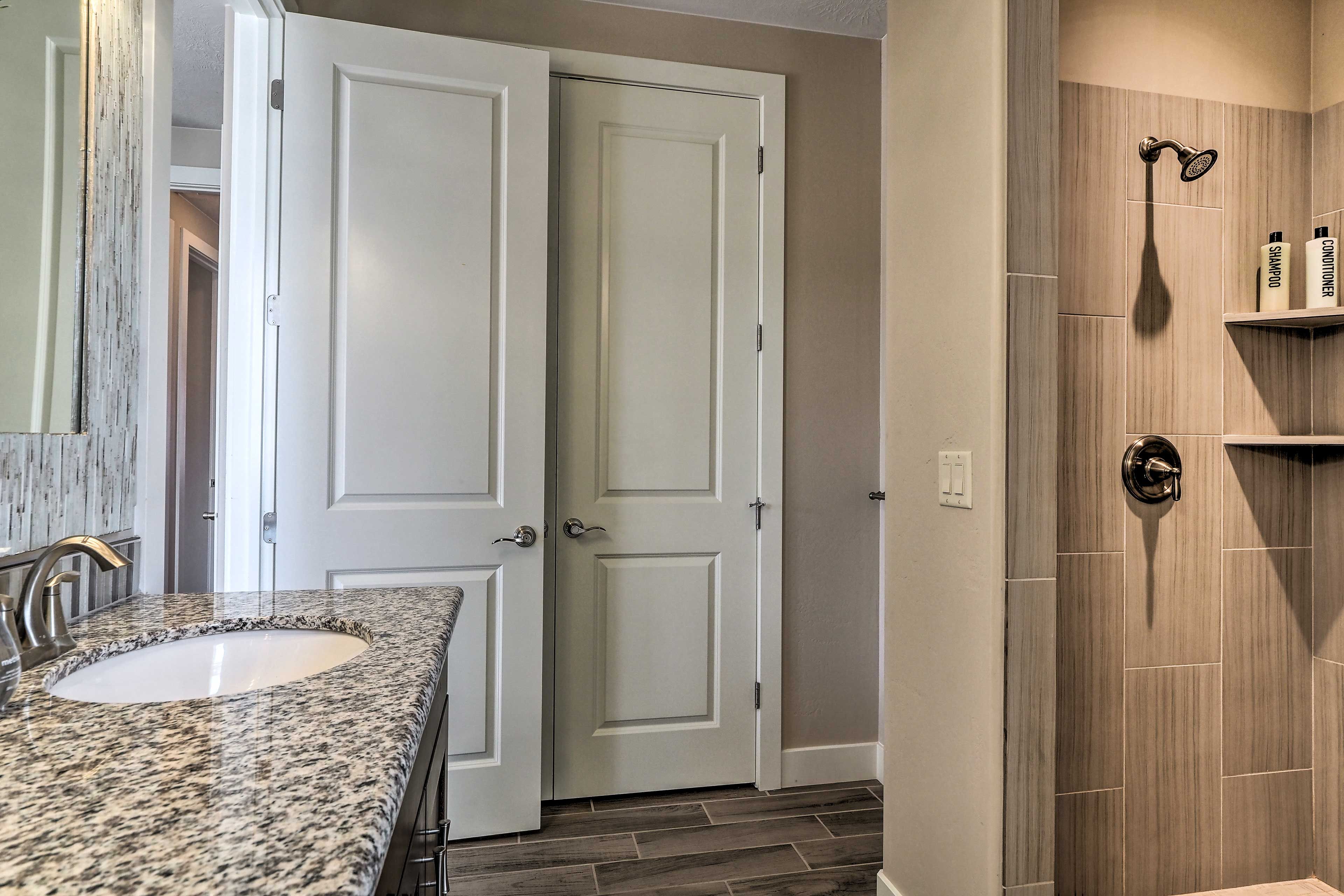 Full Bathroom