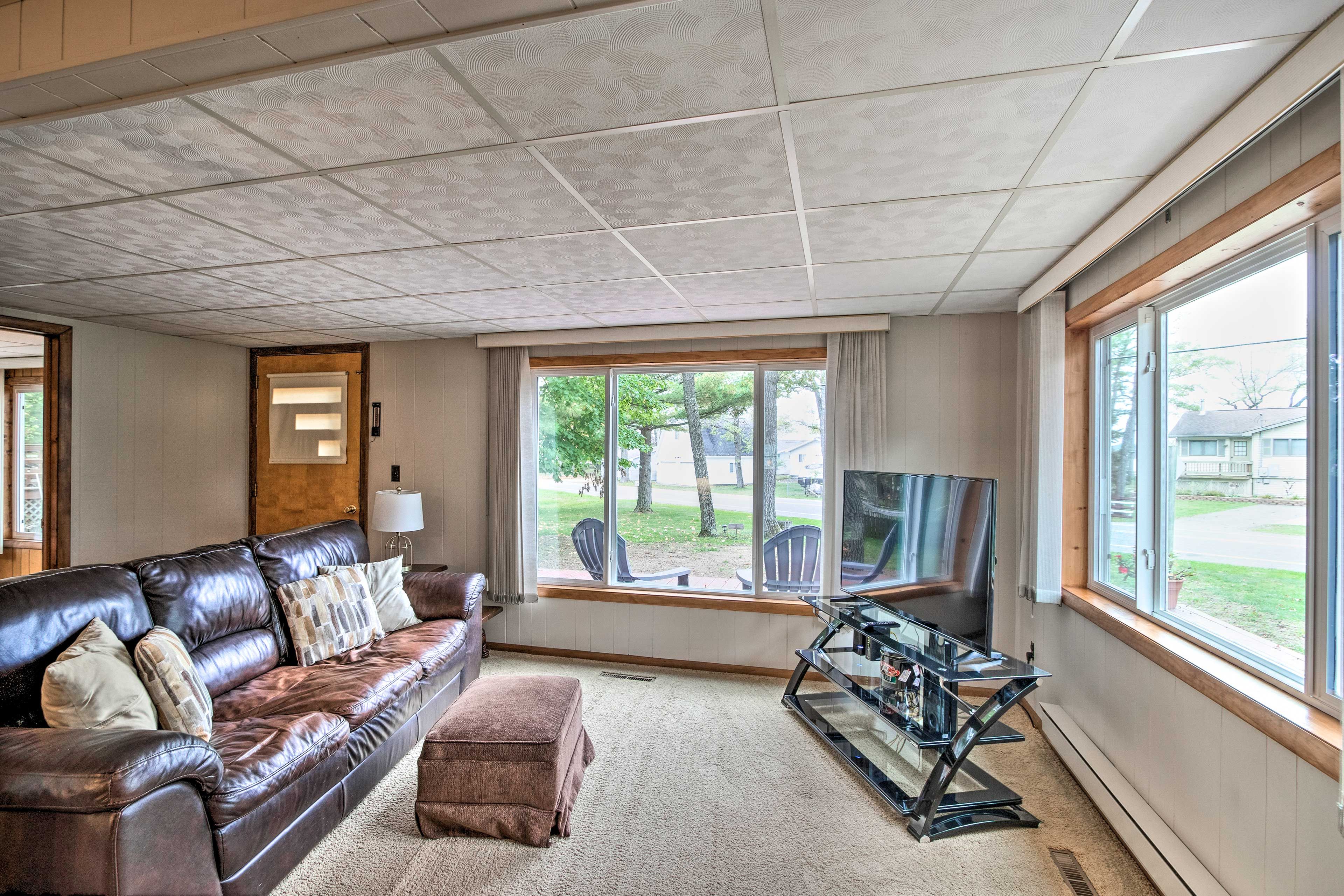 Living Room | Smart TV