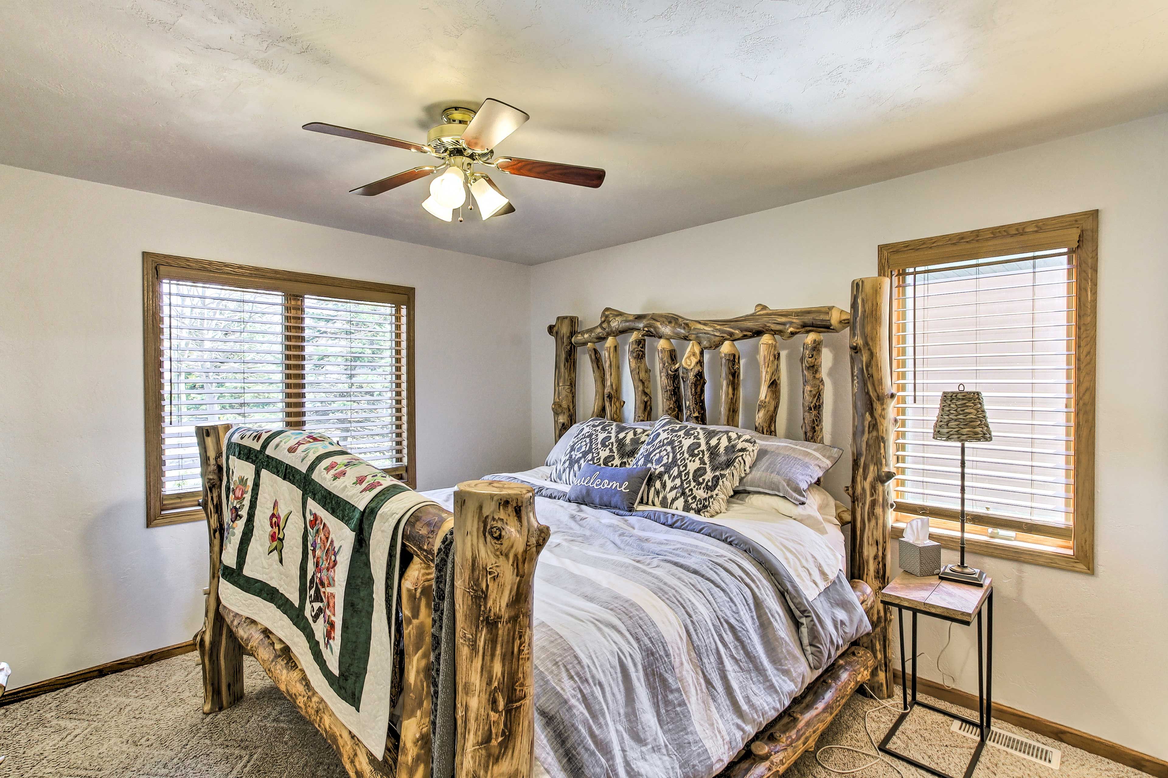 Bedroom 1 | King Bed