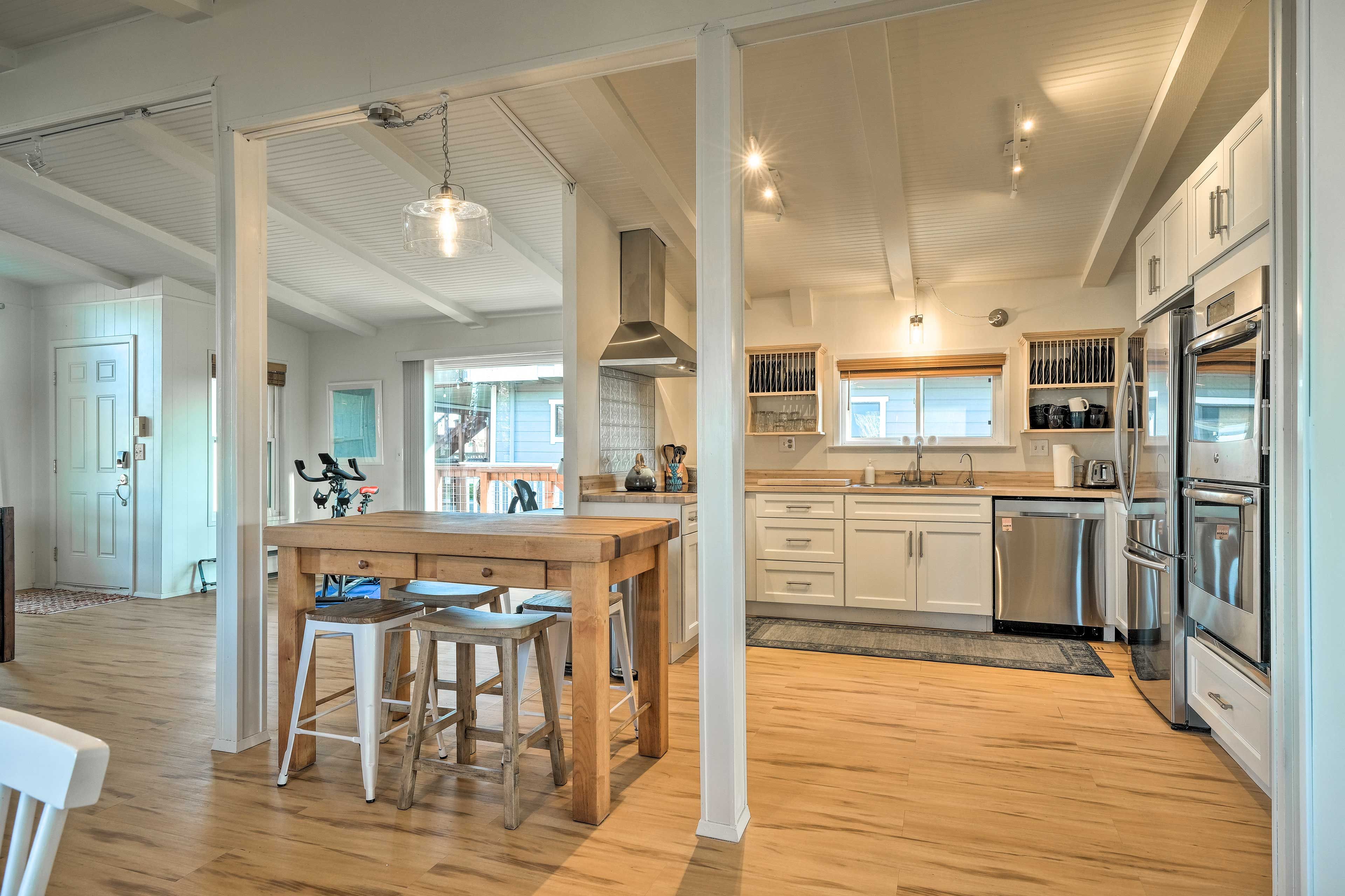 Kitchen | Fully Equipped