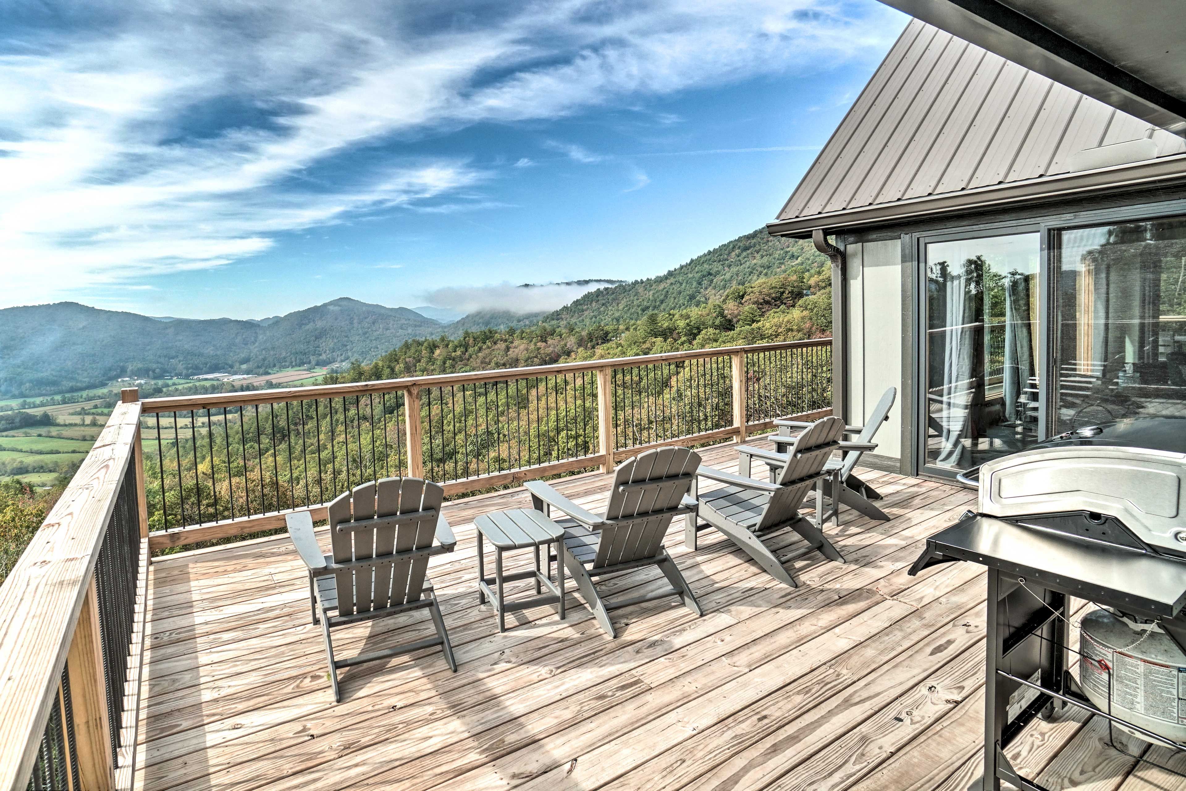 2-Level Deck | Gas Grill