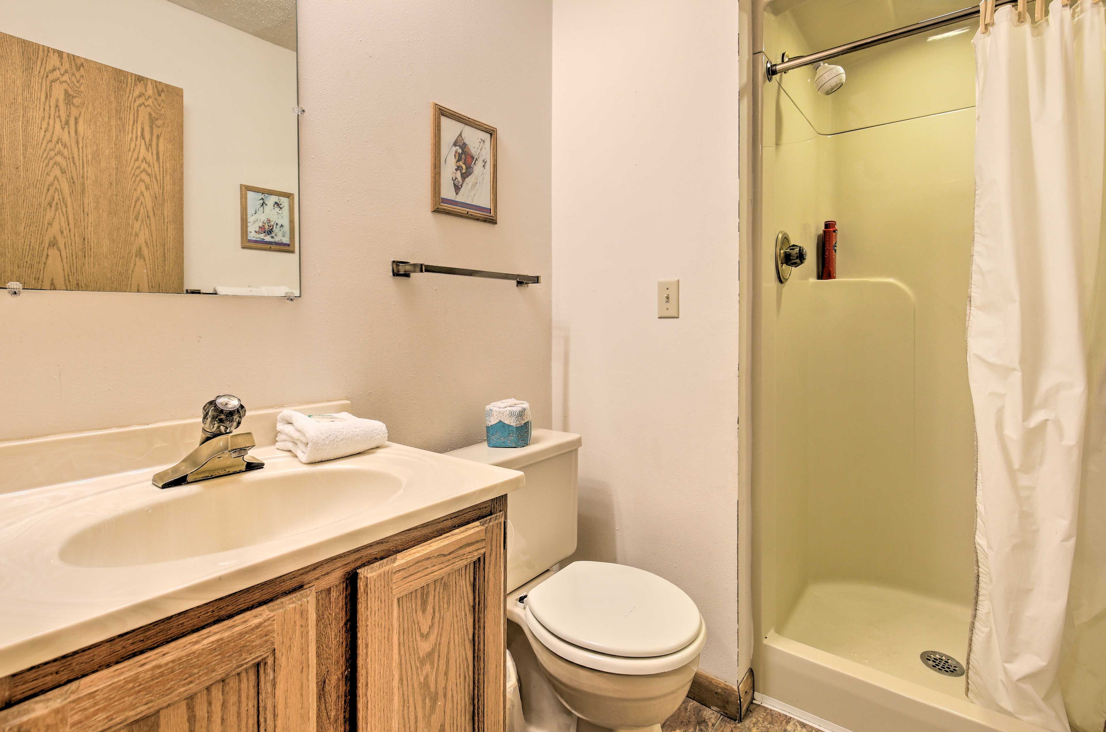 Full Bathroom | Walk-In Shower