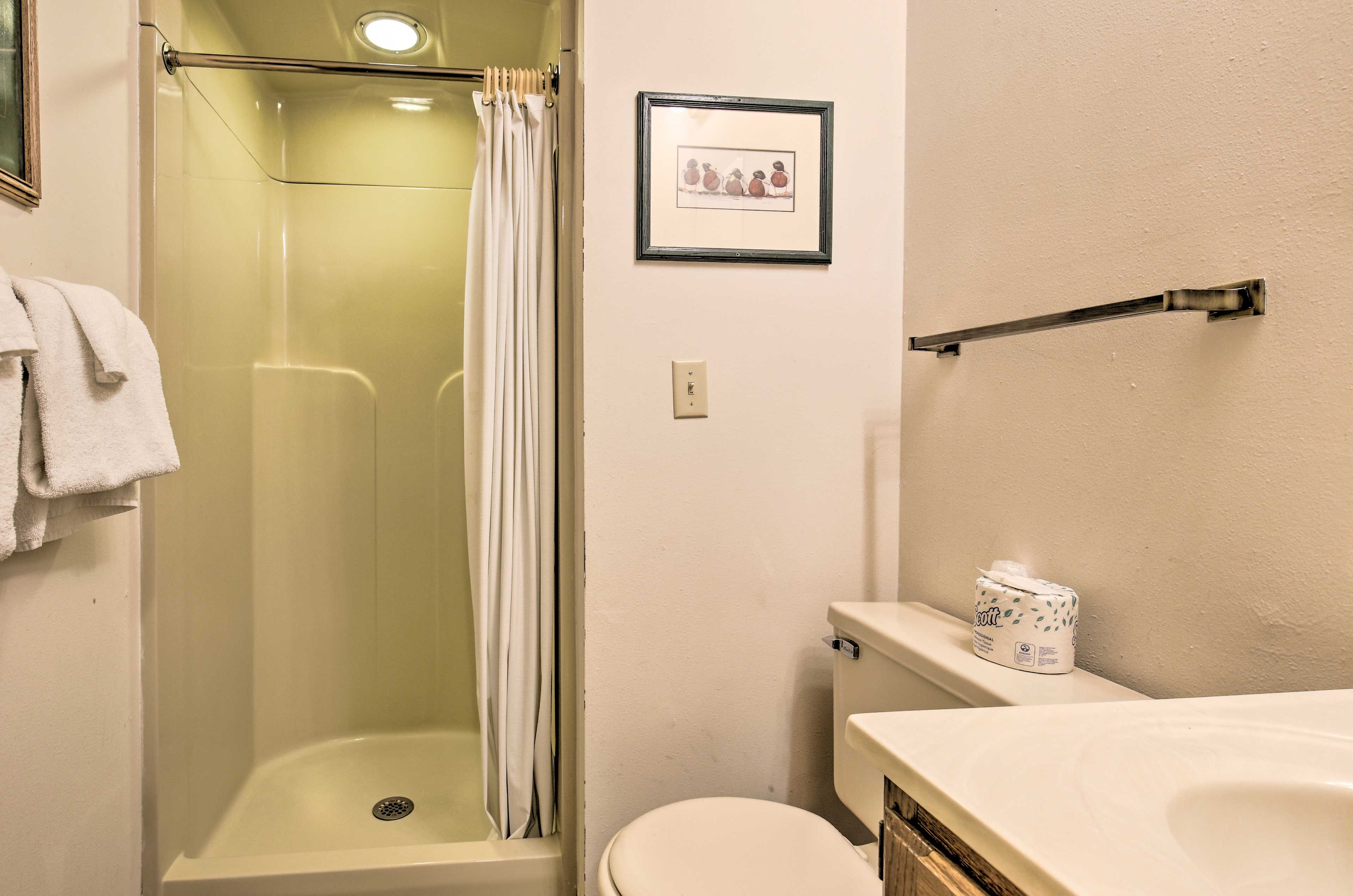 Full Bathroom