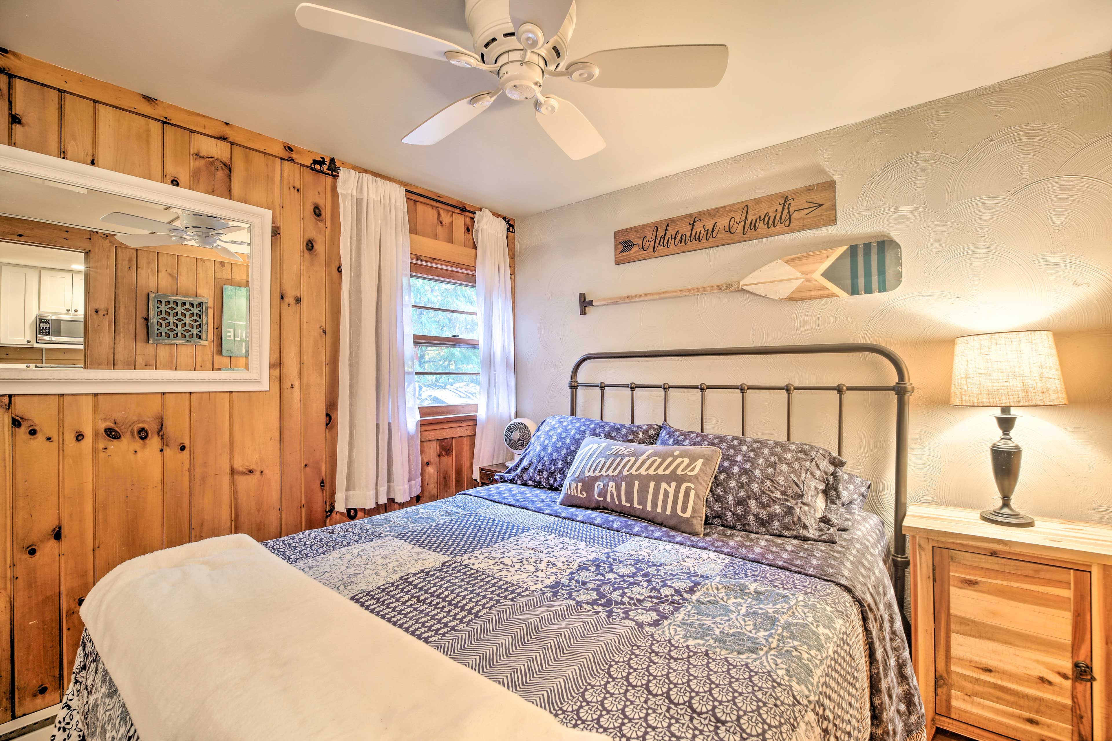 Bedroom 2 | Lower Level | Queen Bed