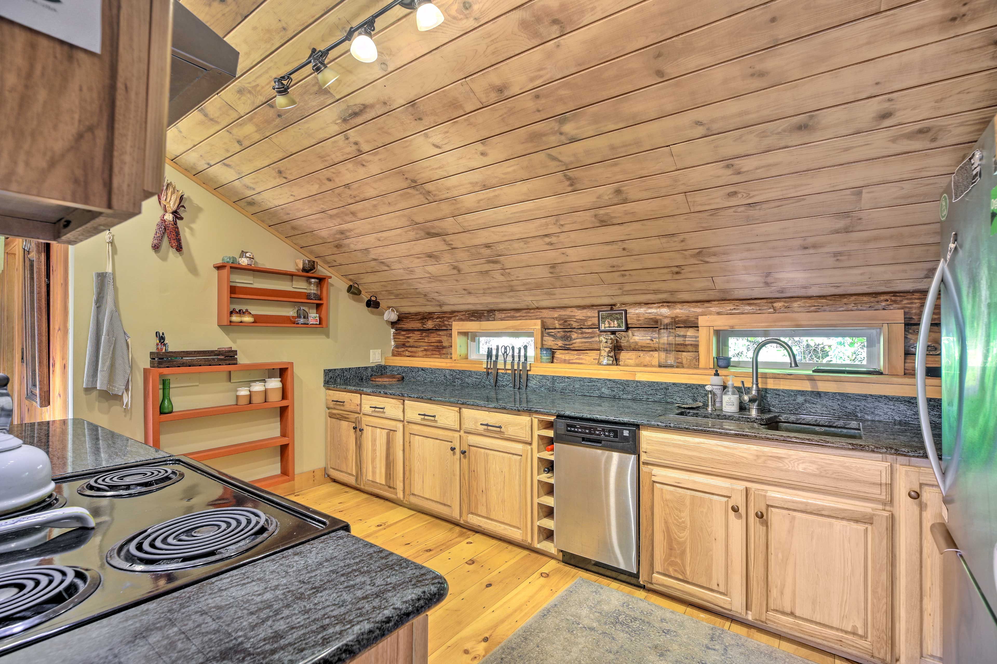 Fully Equipped Kitchen | Cooking Basics Provided