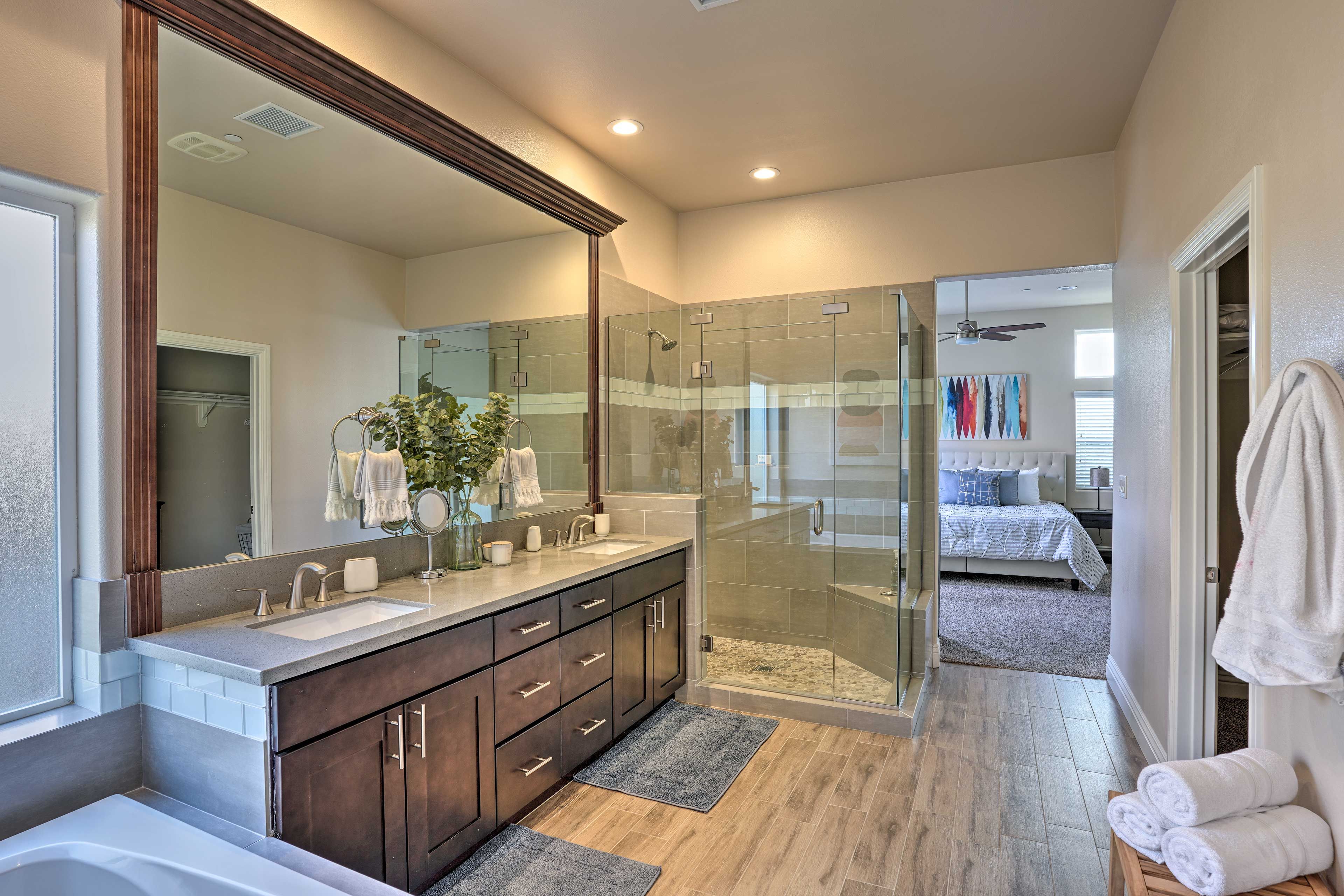 En-Suite Bathroom
