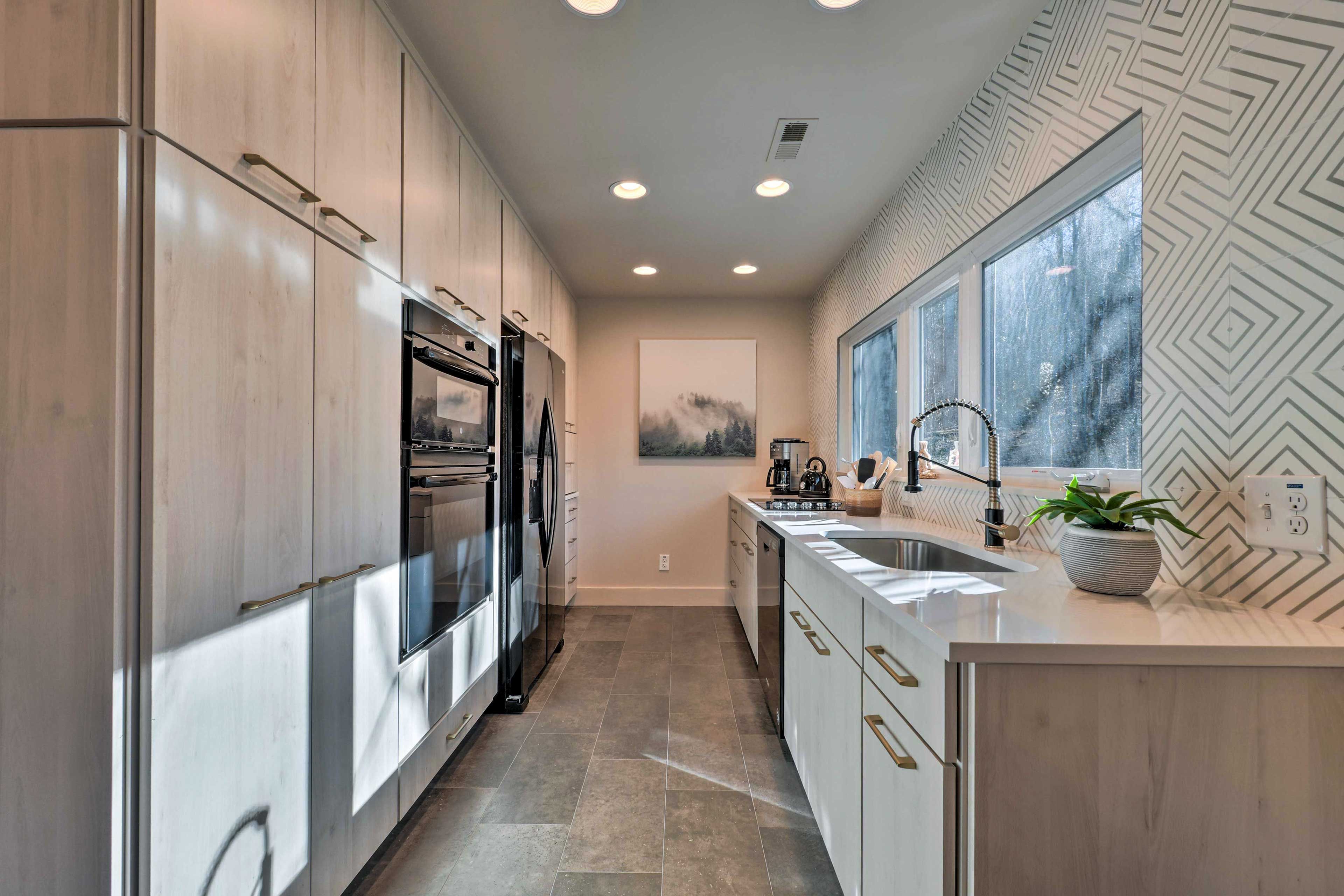 Fully Equipped Kitchen | Cooking Basics
