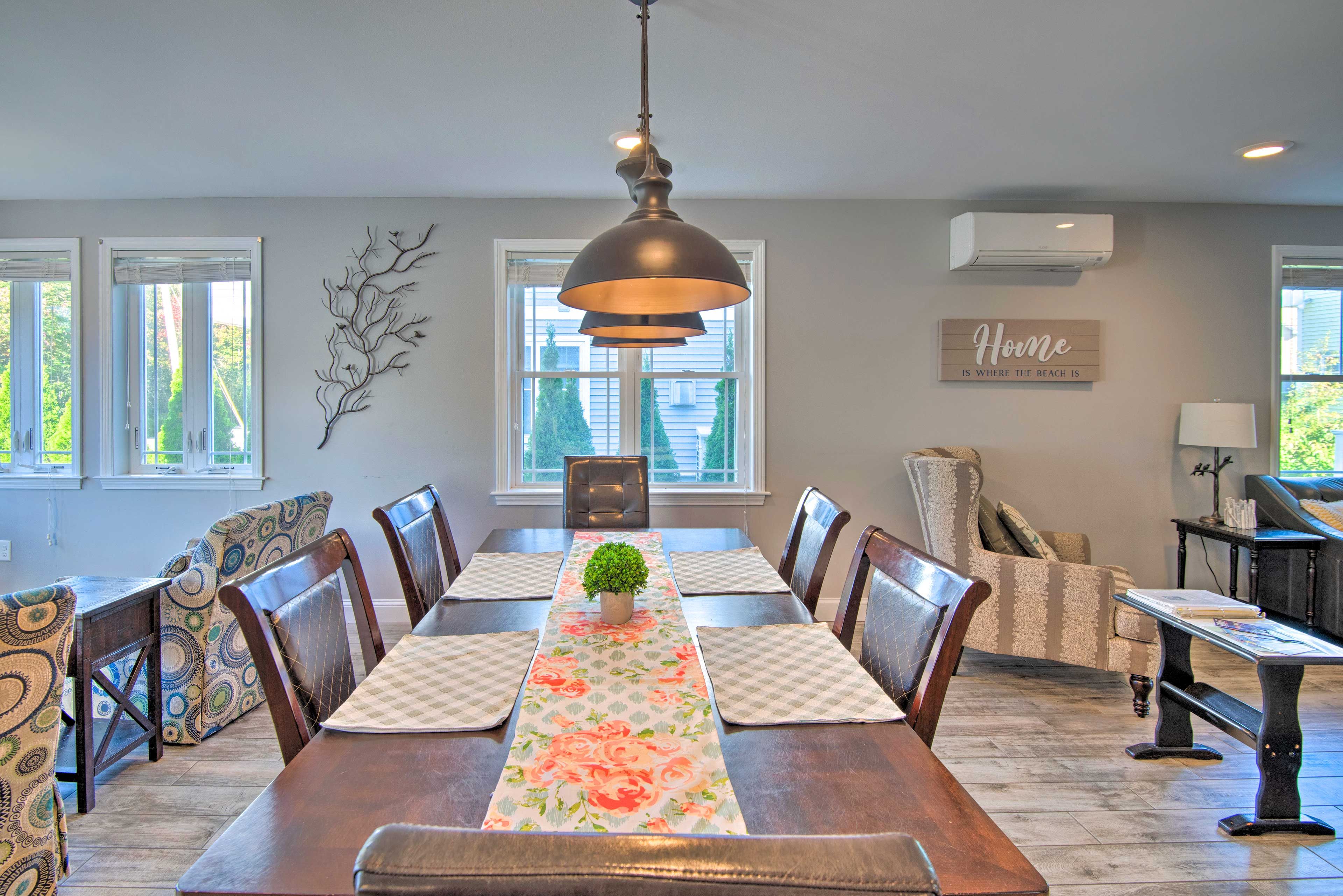 Dining Area | Dishware & Flatware
