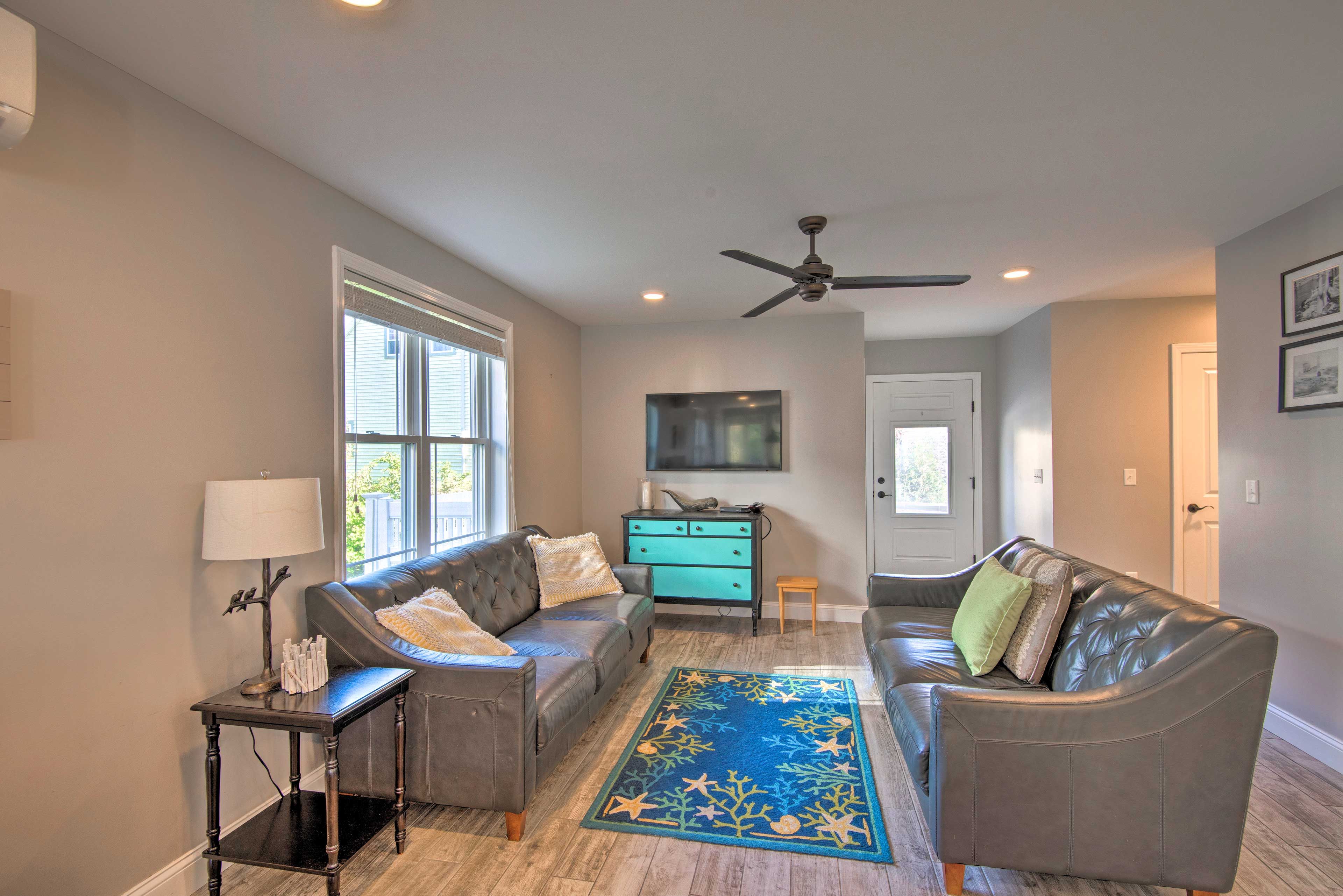 Living Room | Smart TV