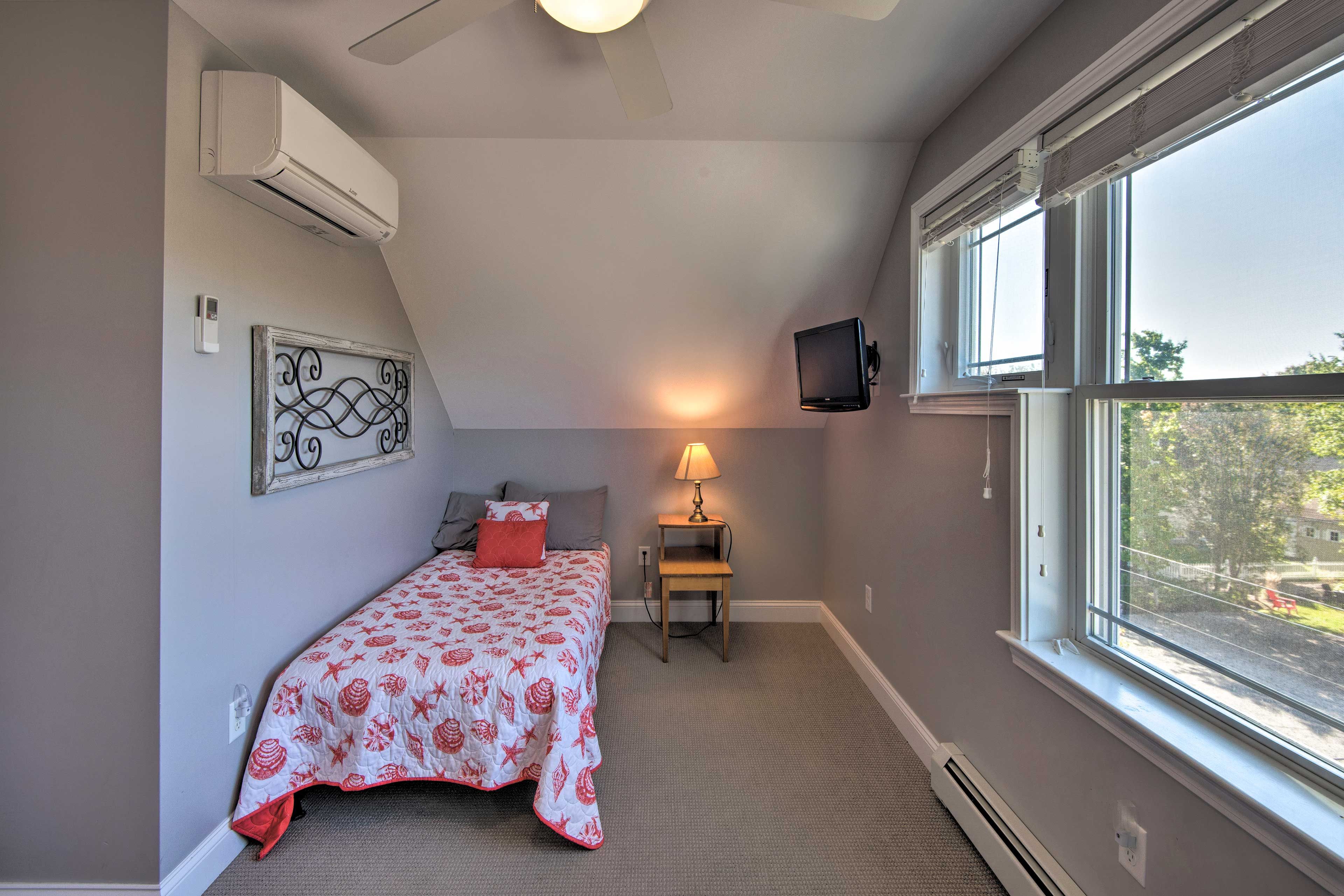 Bedroom 3 | Smart TV