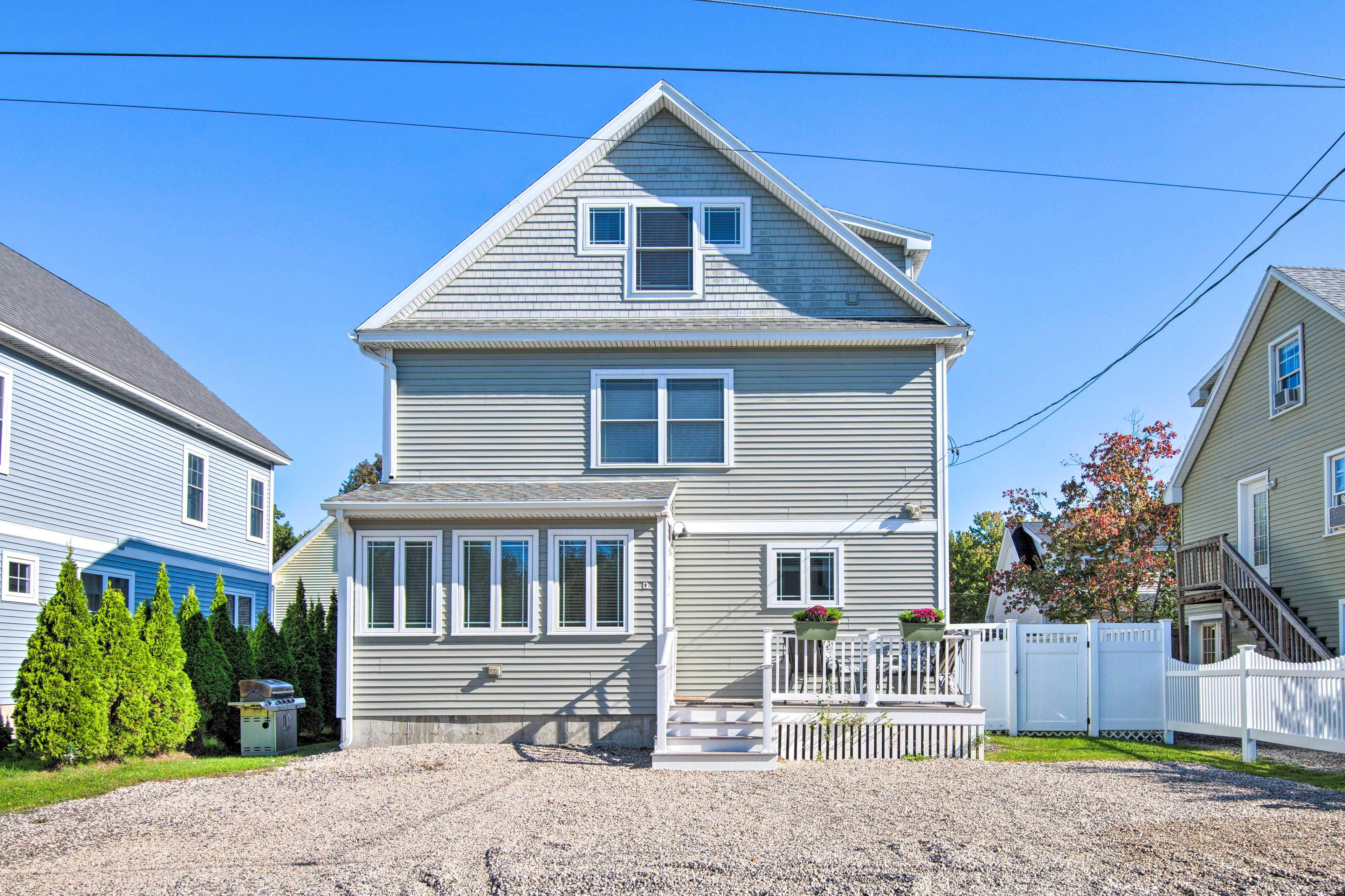 Property Exterior | Bedrooms on 2nd & 3rd Floors | Free WiFi | Towels & Linens