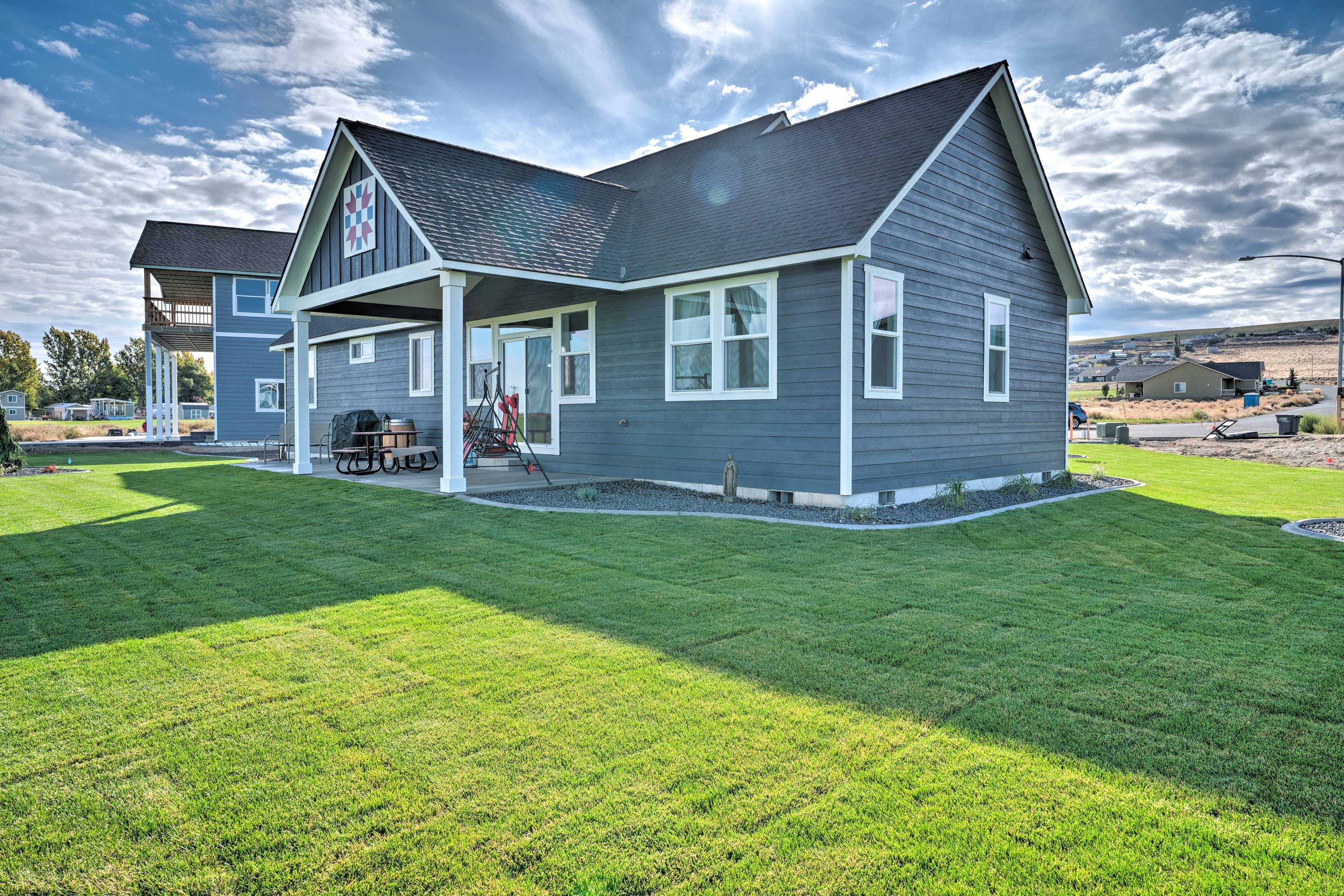 Property Exterior | RV Parking | Garage, Covered & Driveway Parking (5 Vehicles)