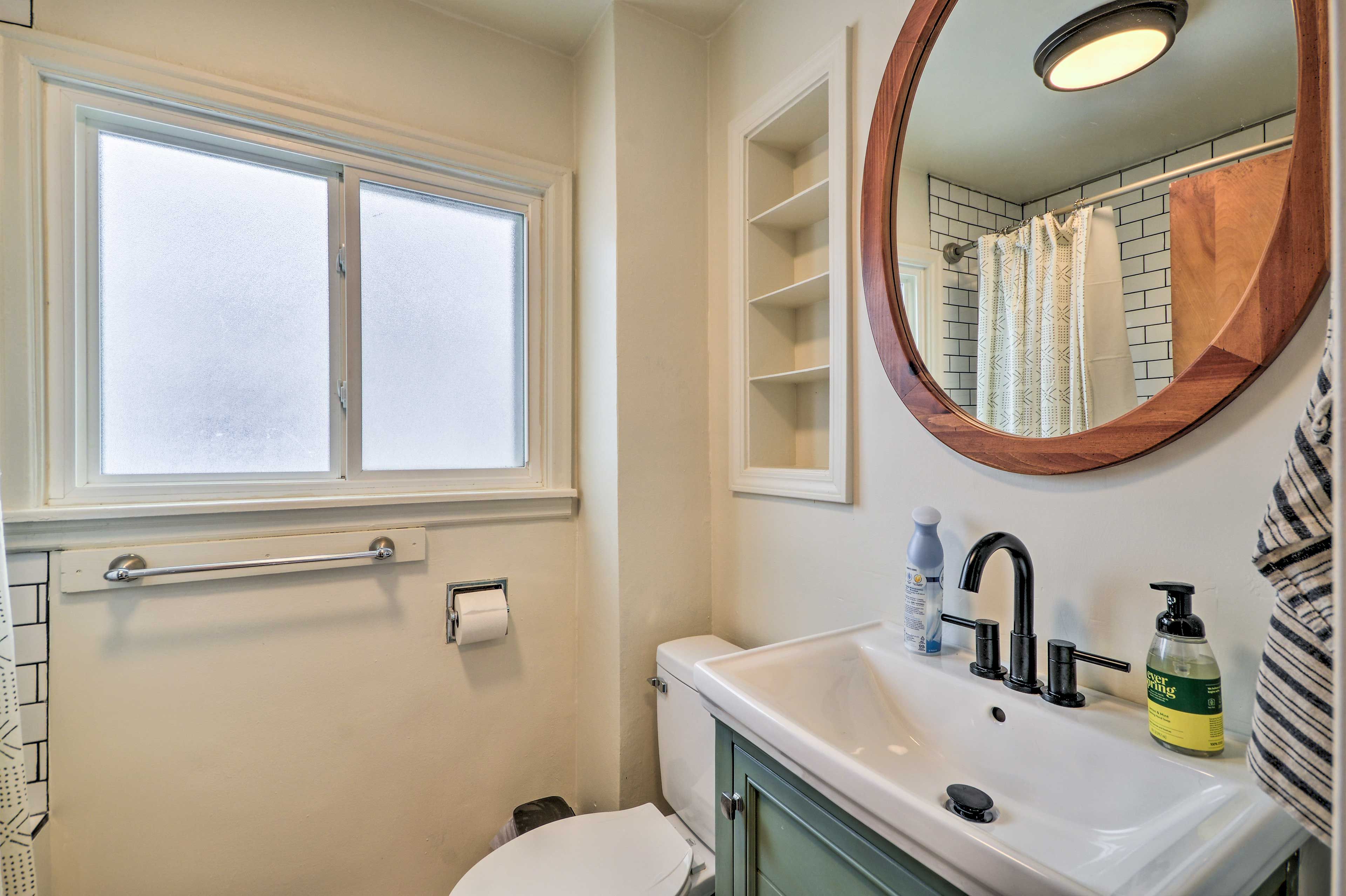 Bathroom | Towels Provided