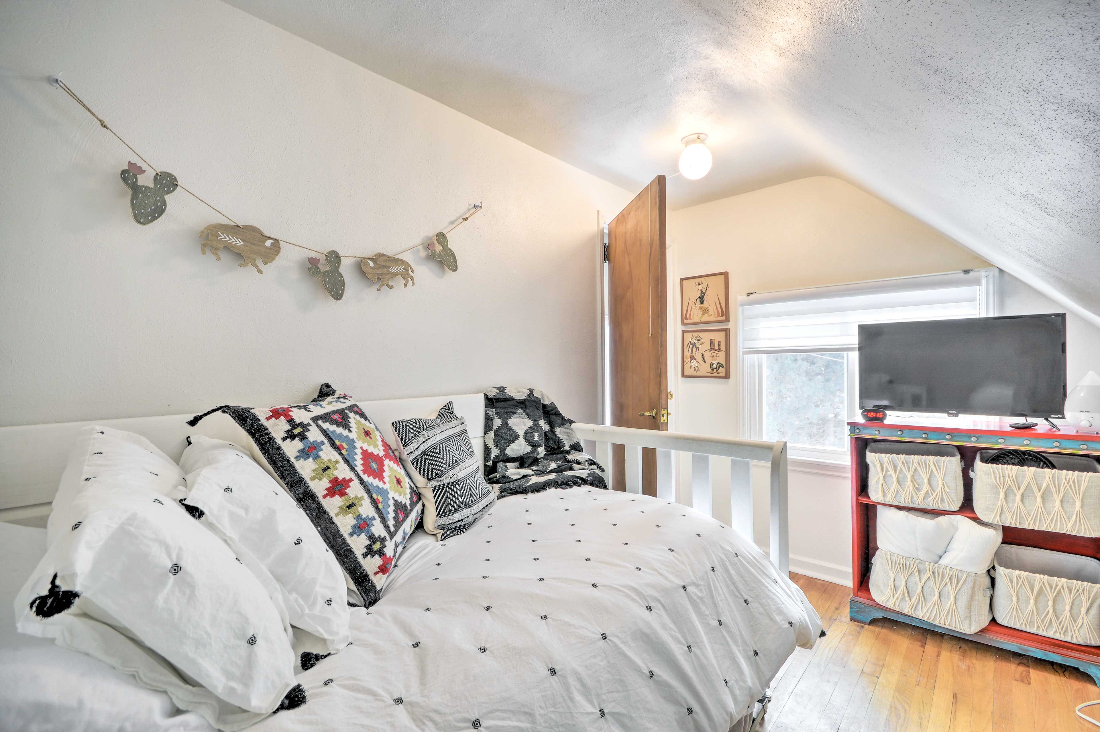 Bedroom 3 | 2nd Floor | Twin Day Bed w/ Twin Trundle