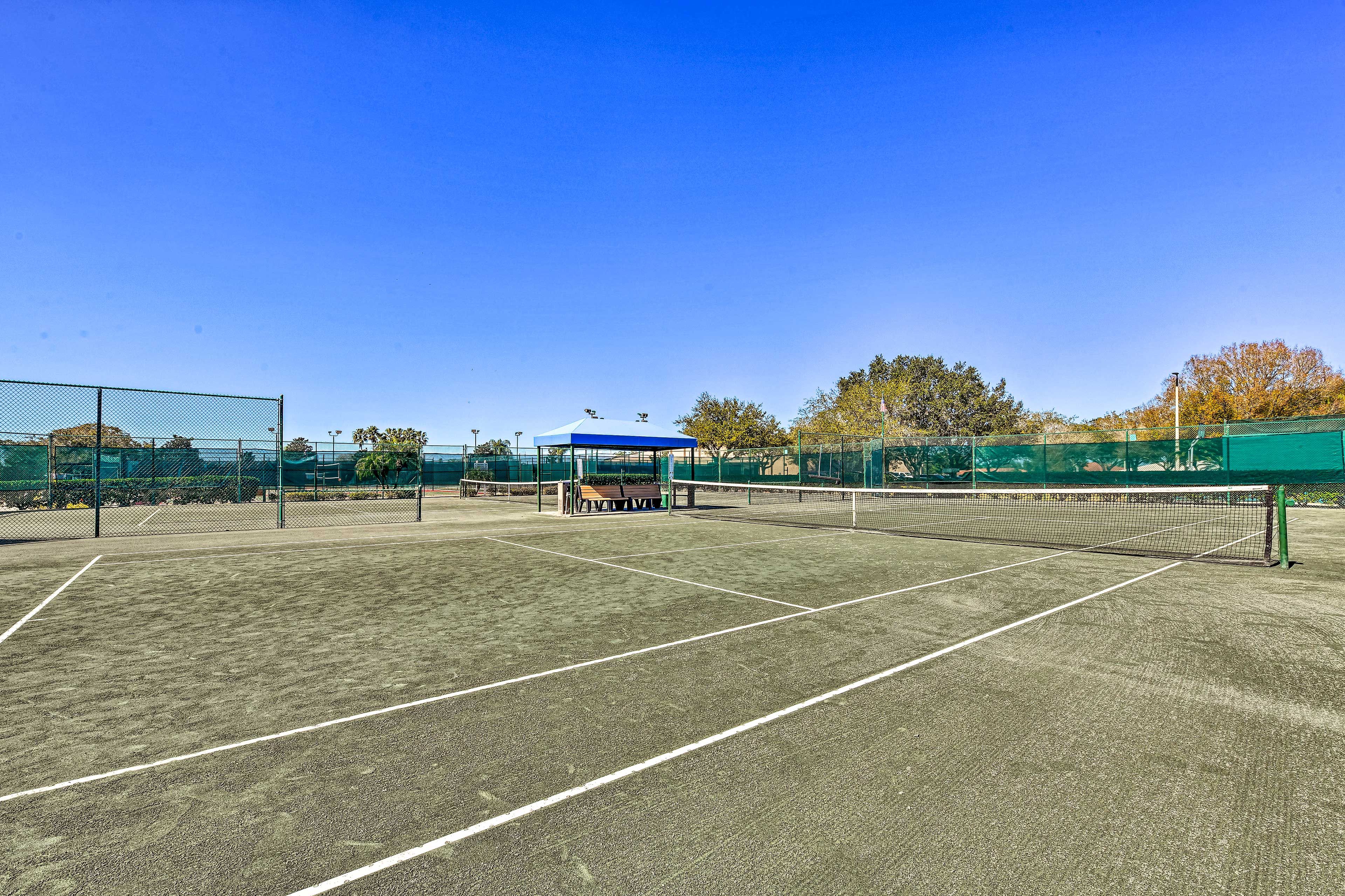 Community Tennis & Pickleball Courts
