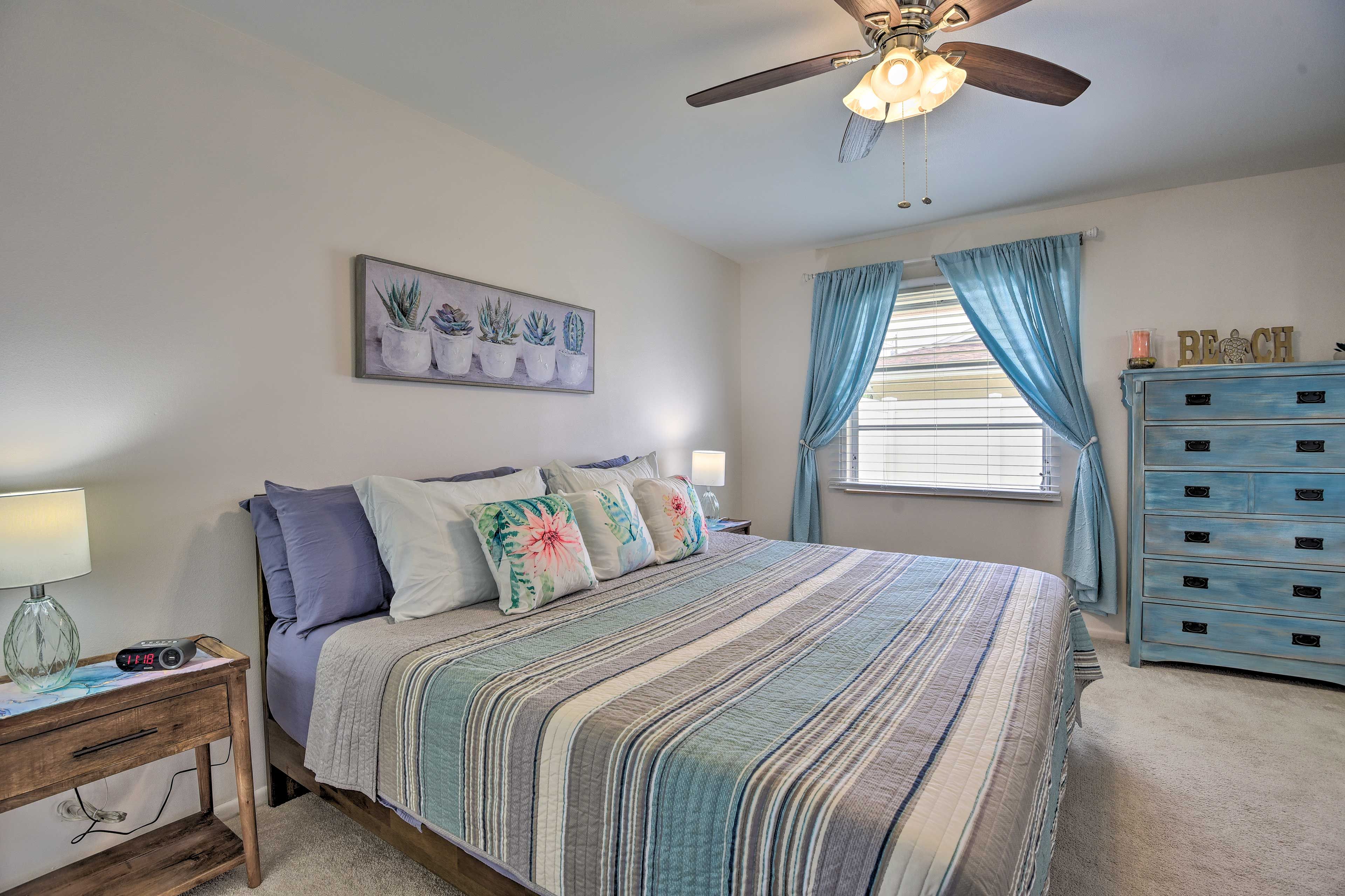 Bedroom 1 | King Bed | Linens Provided | Smart TV