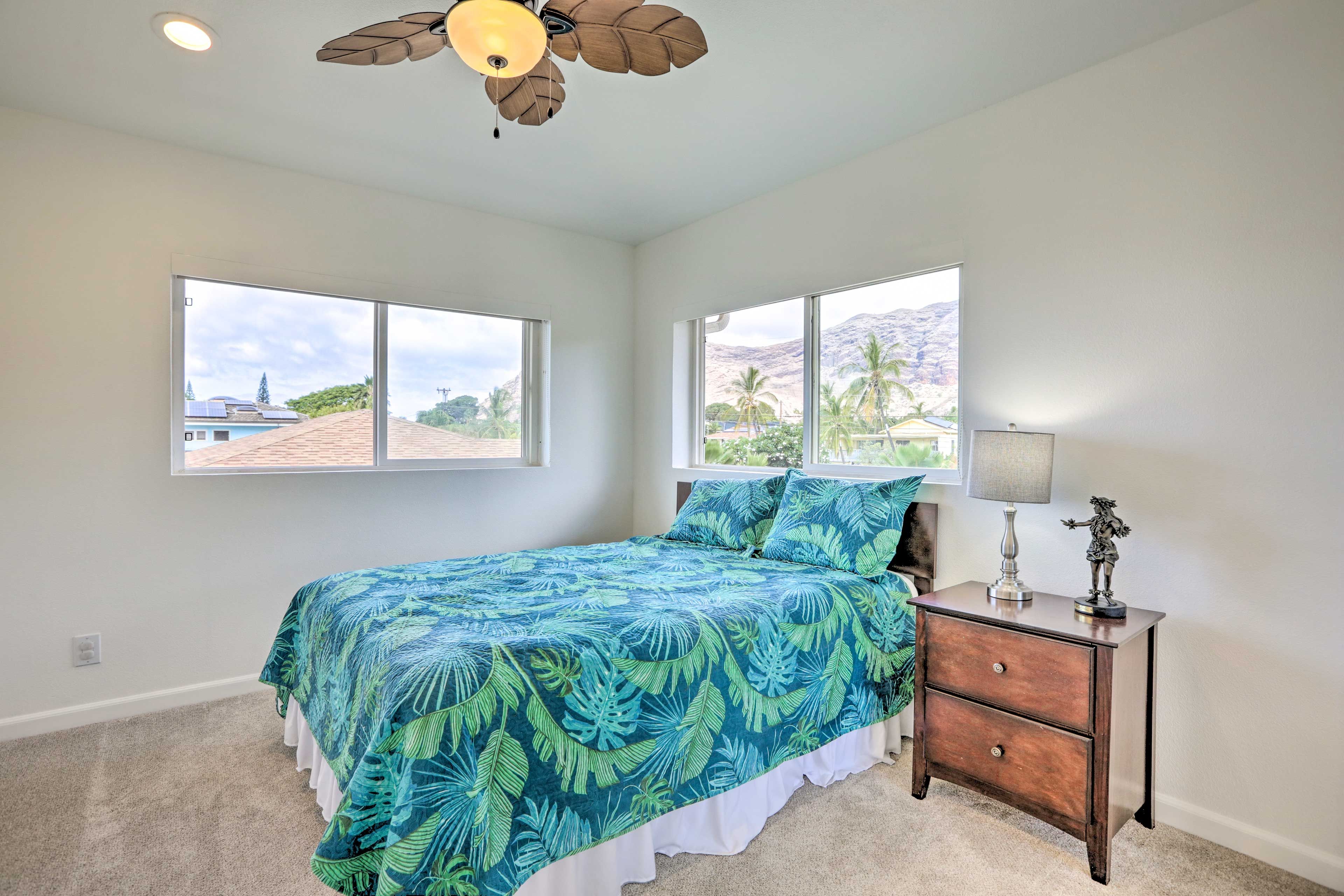 Bedroom 2 | Queen Bed