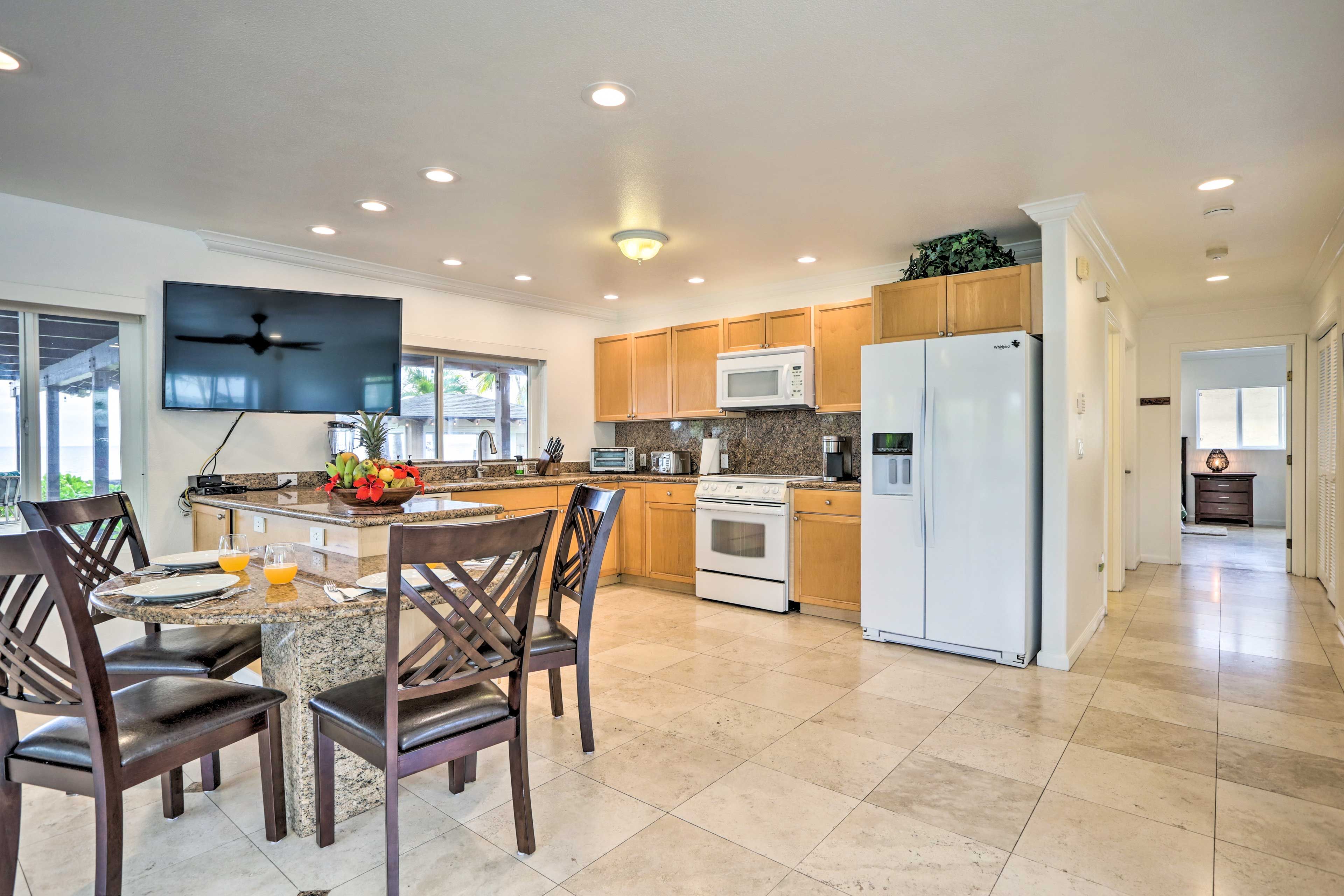 Kitchen | Fully Equipped