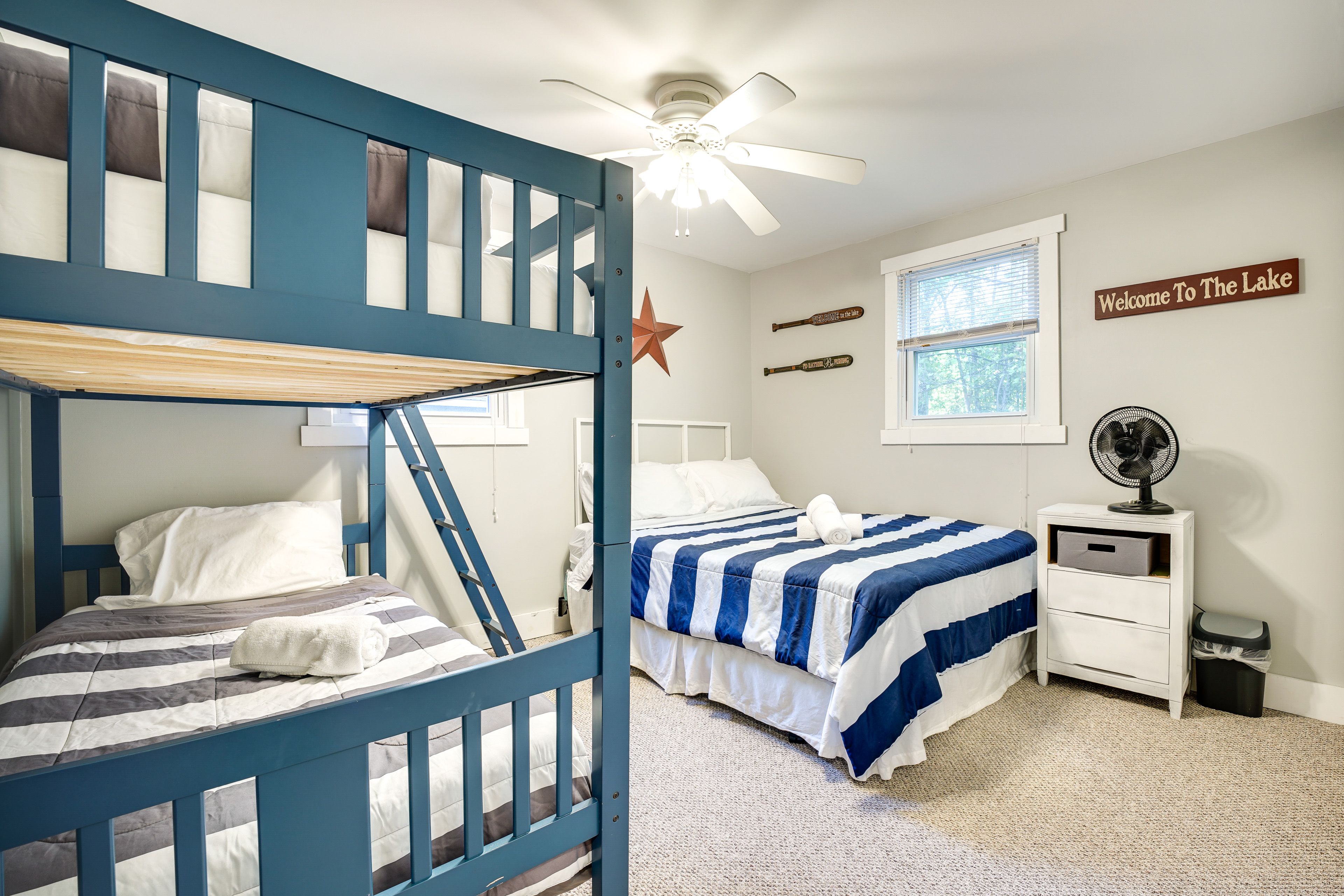 Bedroom 2 | Queen Bed | Twin Bunk Bed