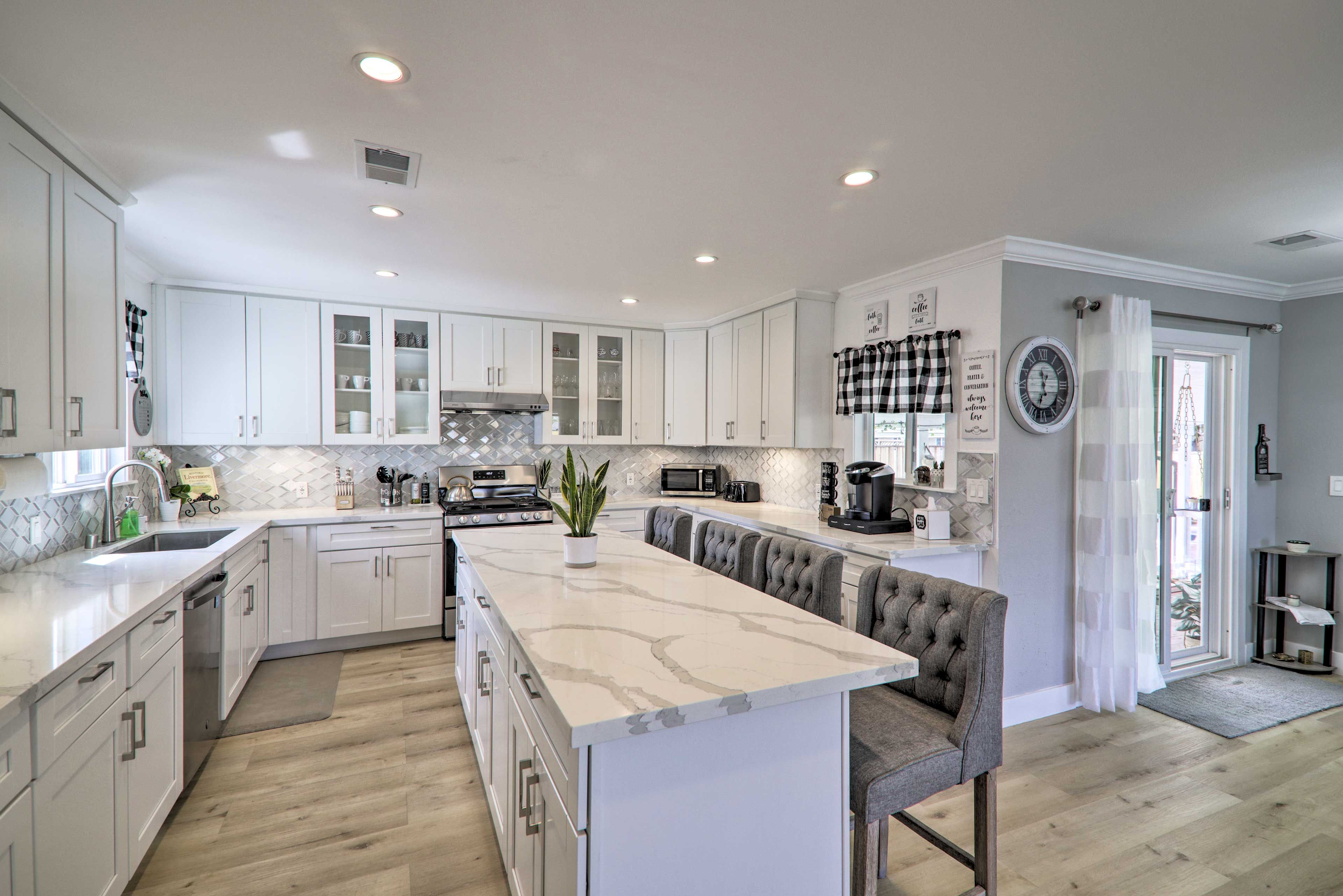 Fully Equipped Kitchen | Crockpot