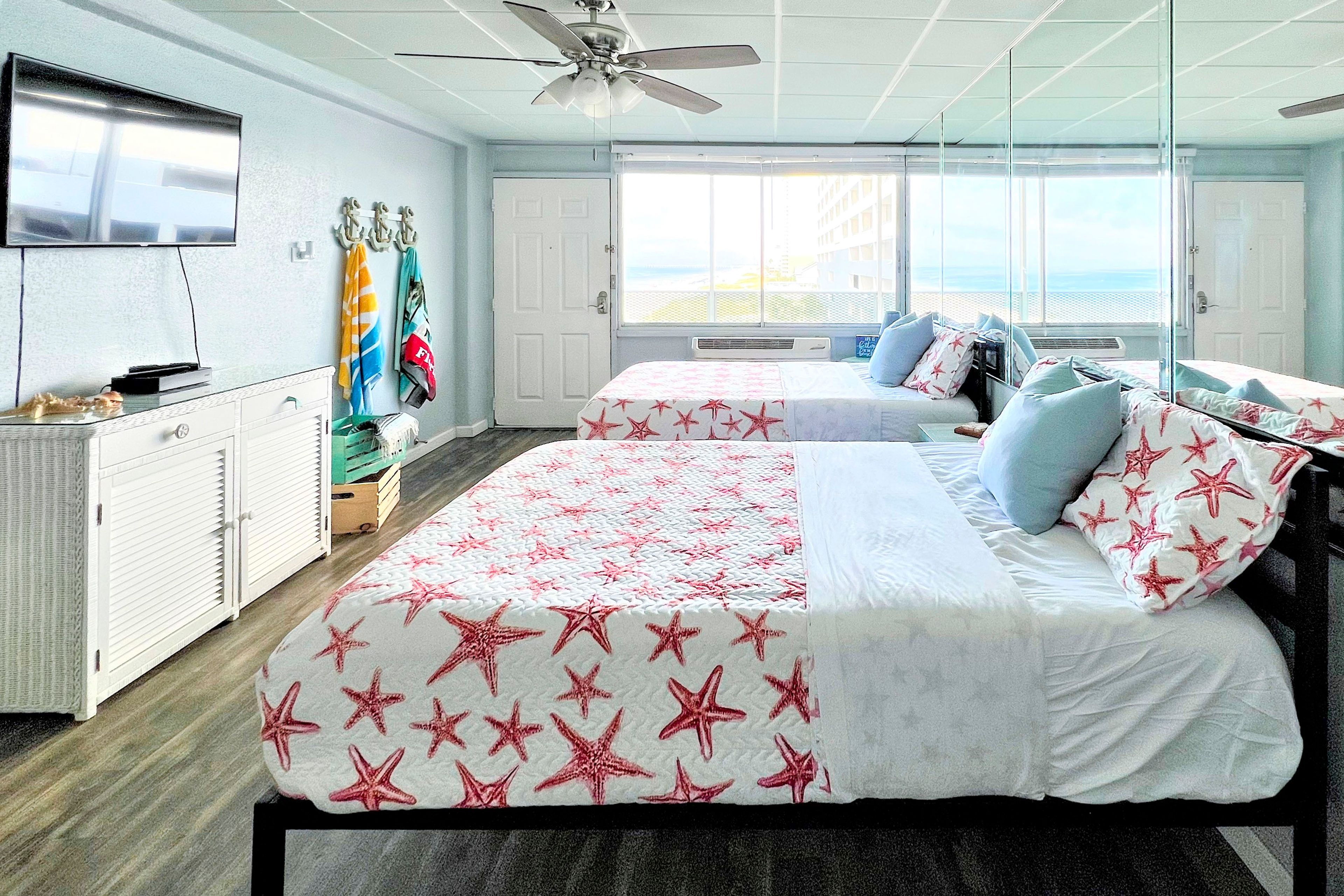 Studio | 2 Full Beds