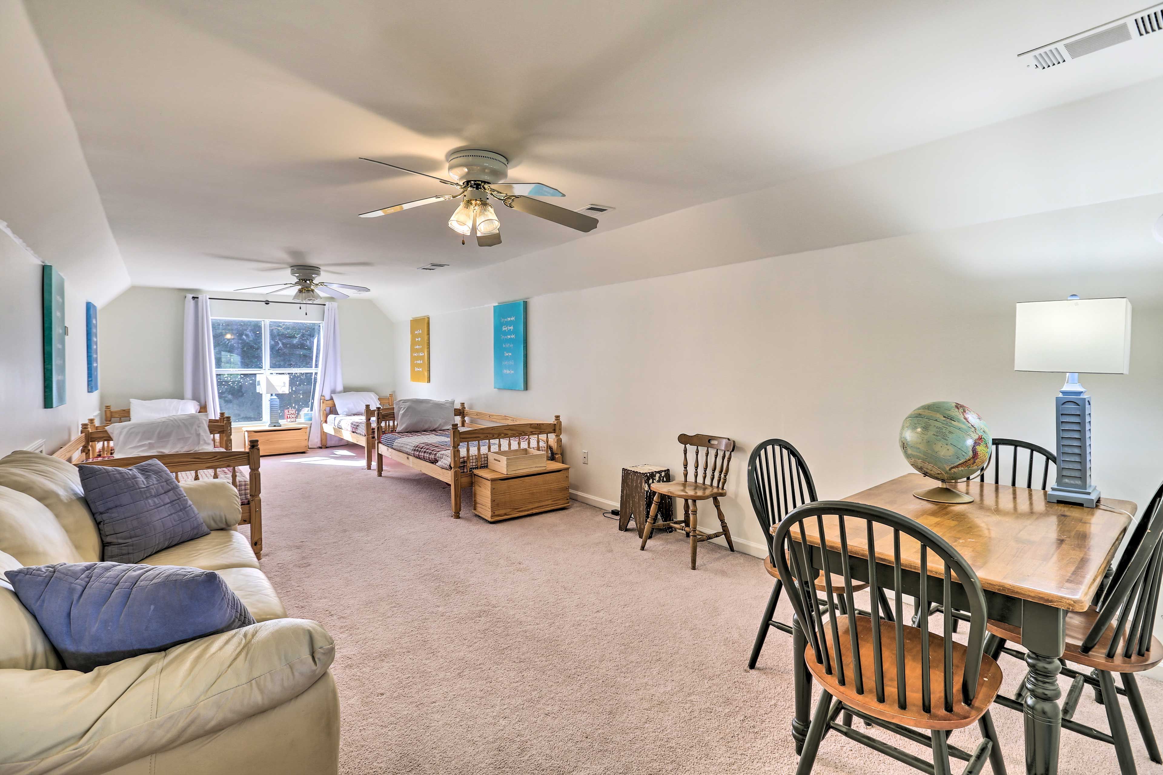 Additional Sleeping | Loft | 4 Twin Beds