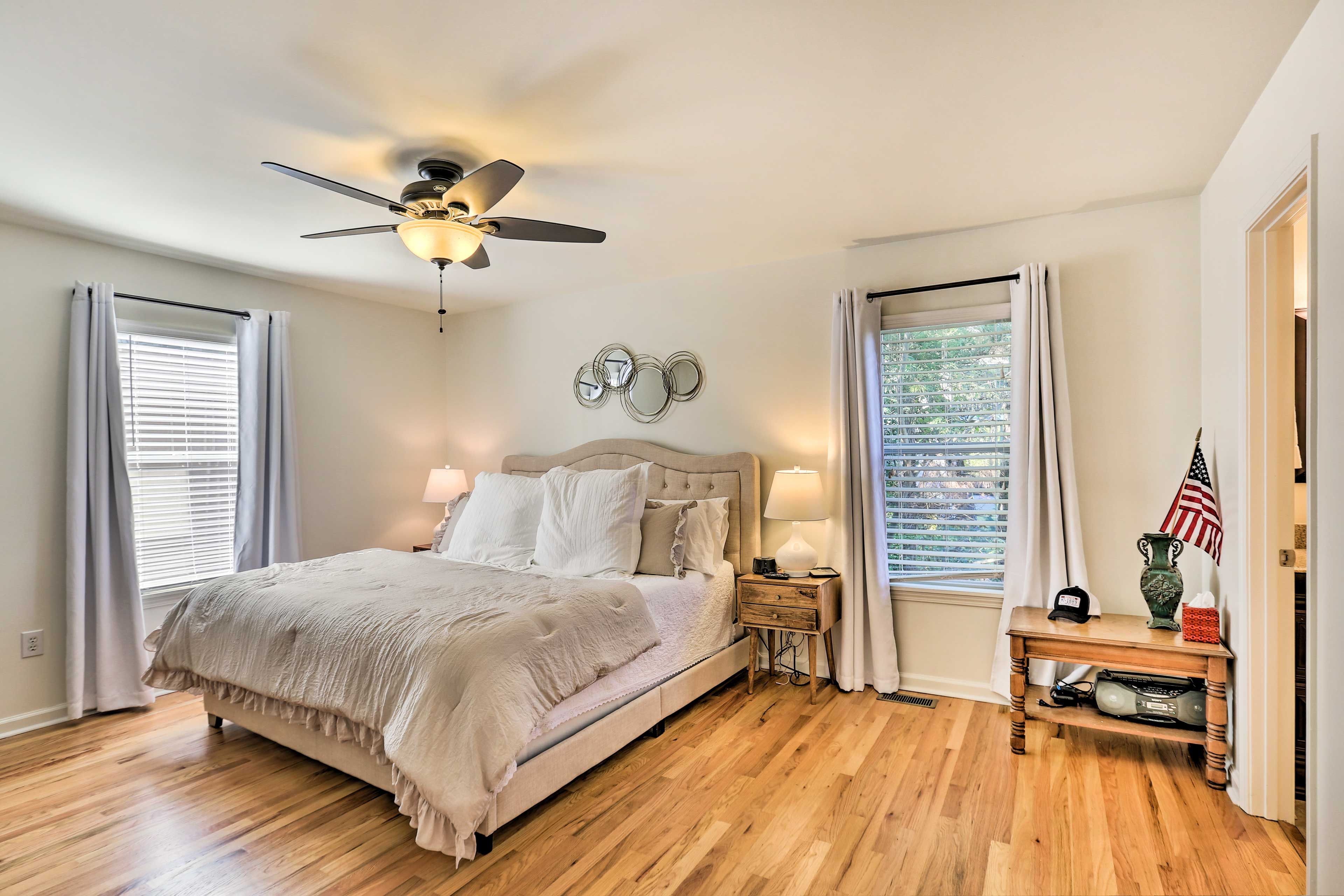 Bedroom 1 | California King Bed | Upper Level