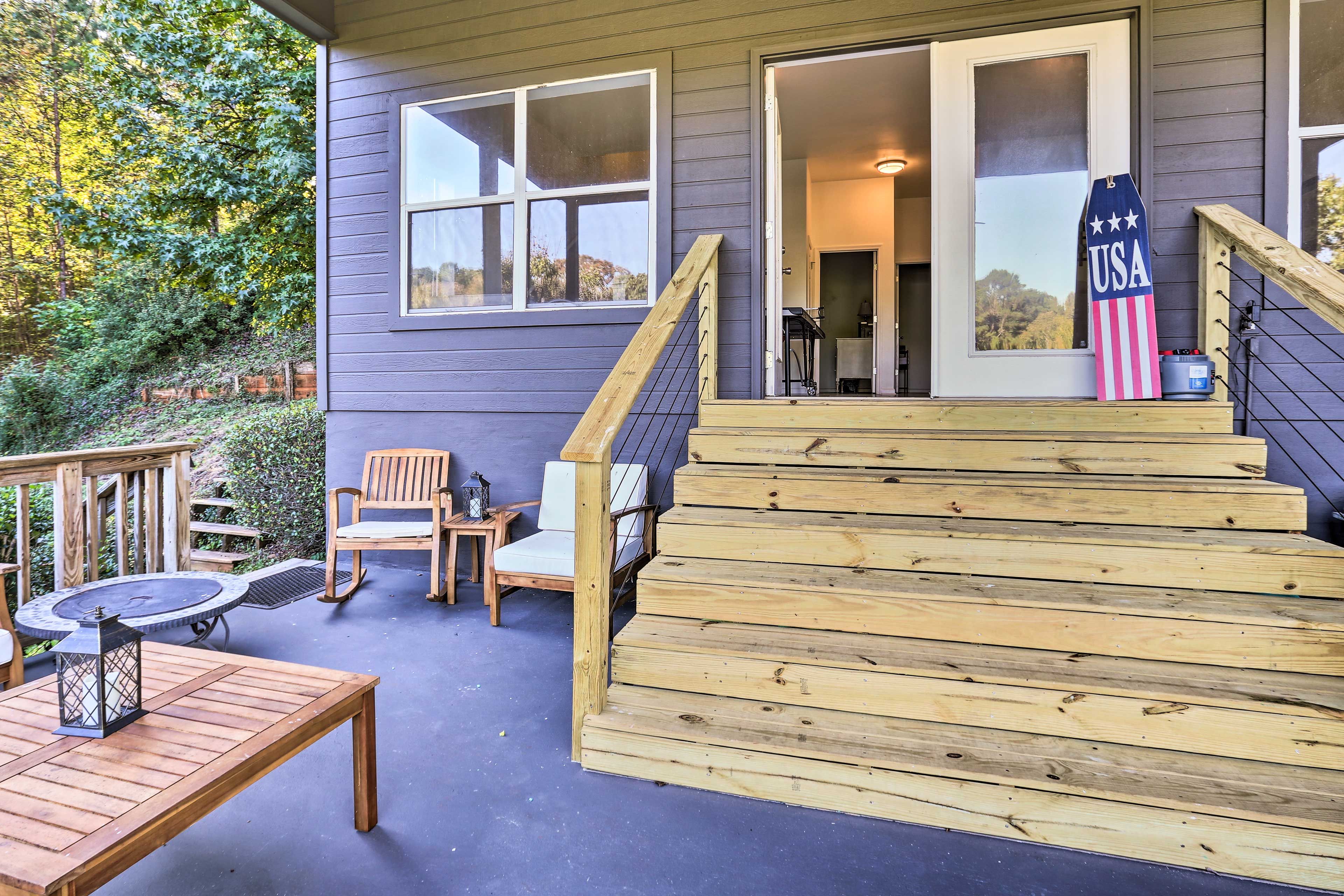 Private Deck | Lower Level