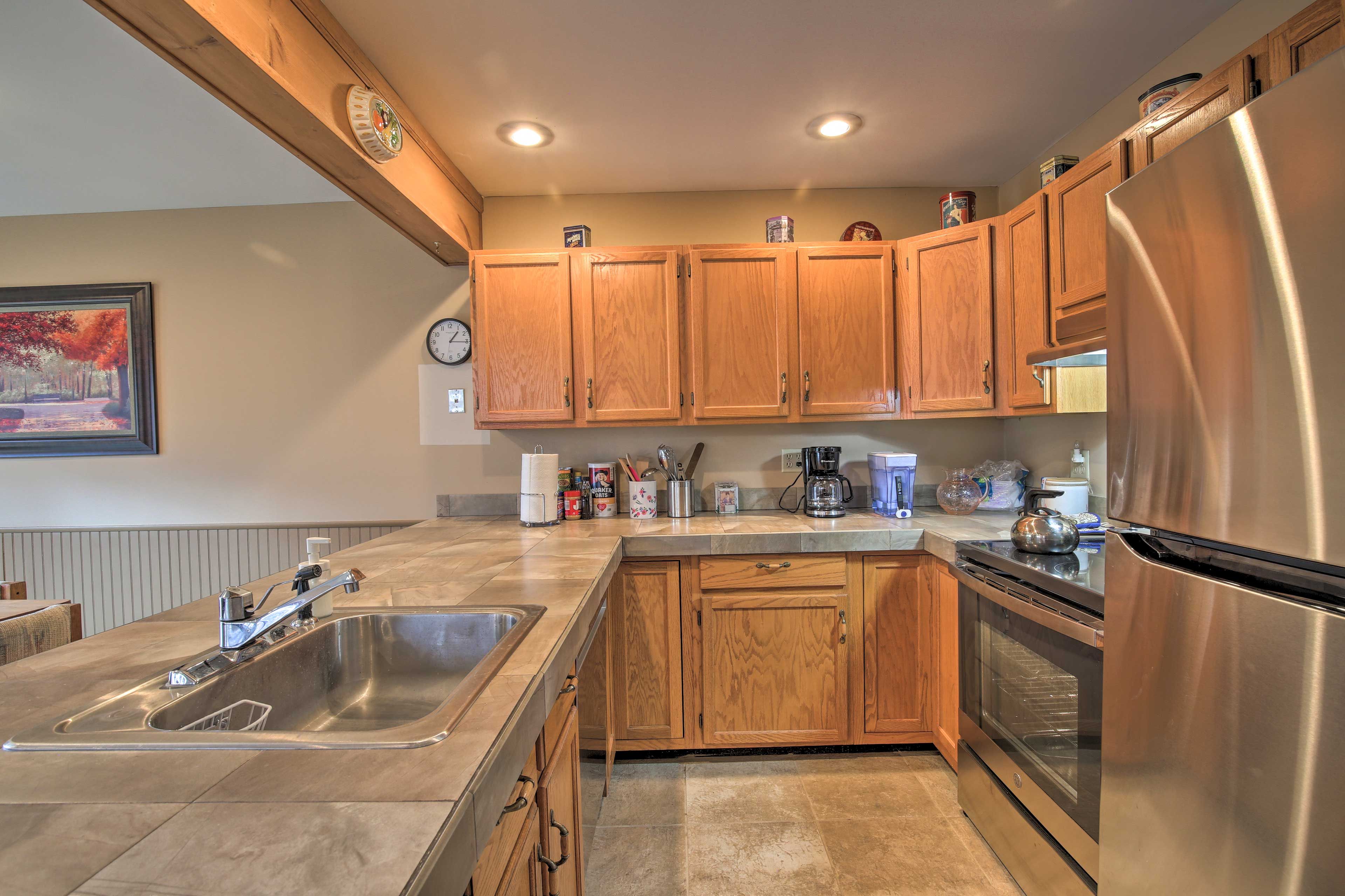 Kitchen | Hot Water Pot