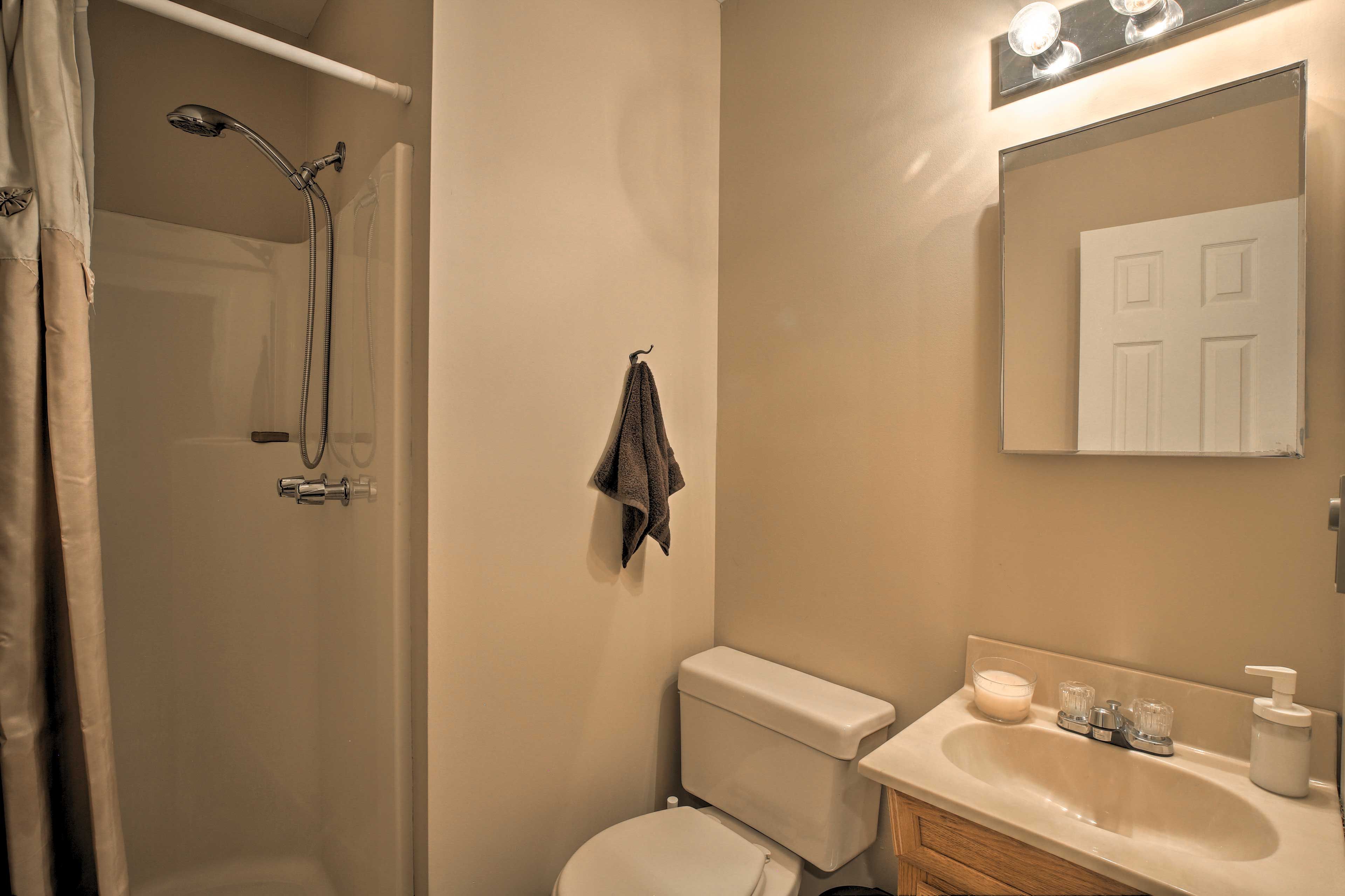 Full Bathroom