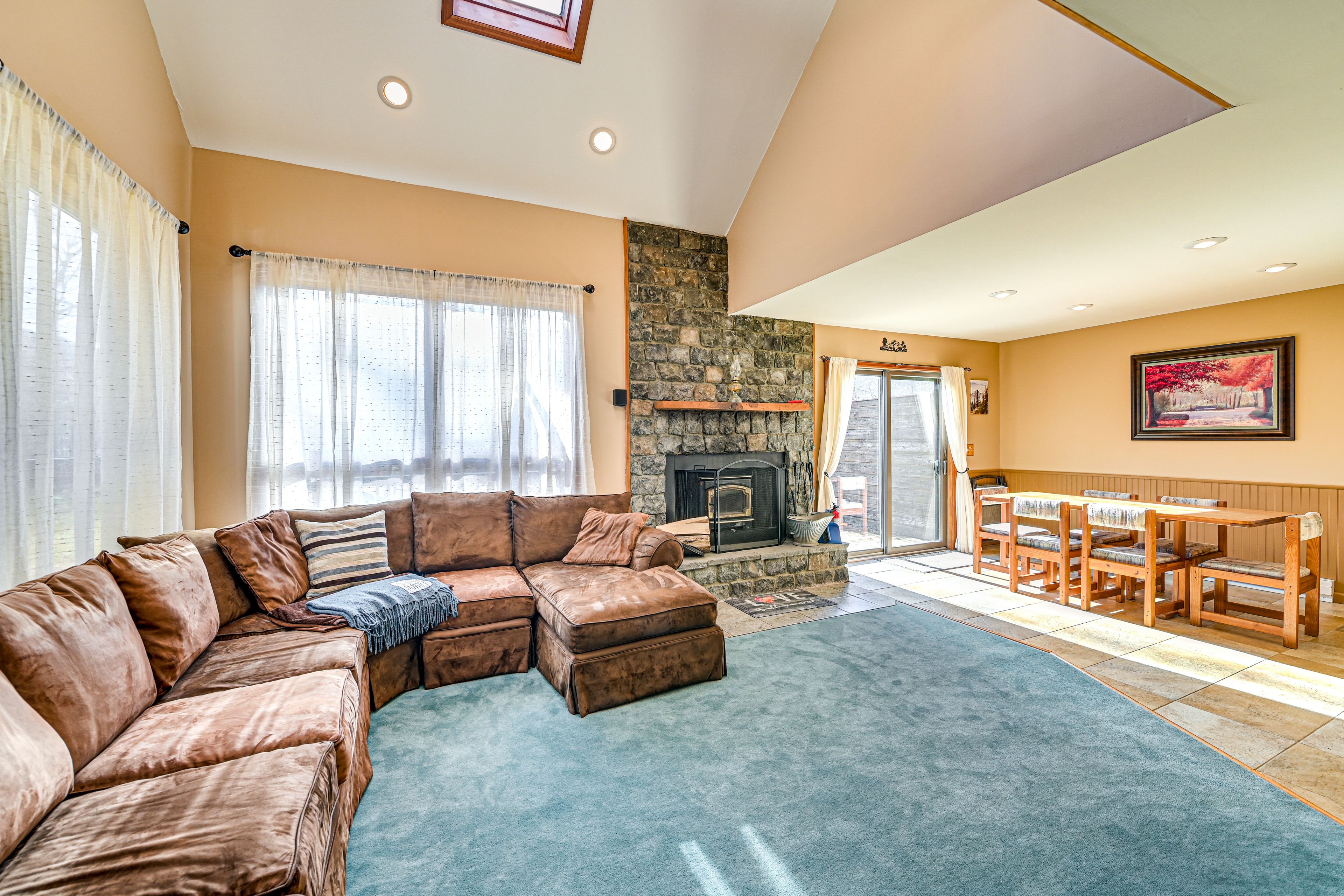 Elka Park Vacation Rental | 3BR | 3BA | 1,600 Sq Ft | Steps Required