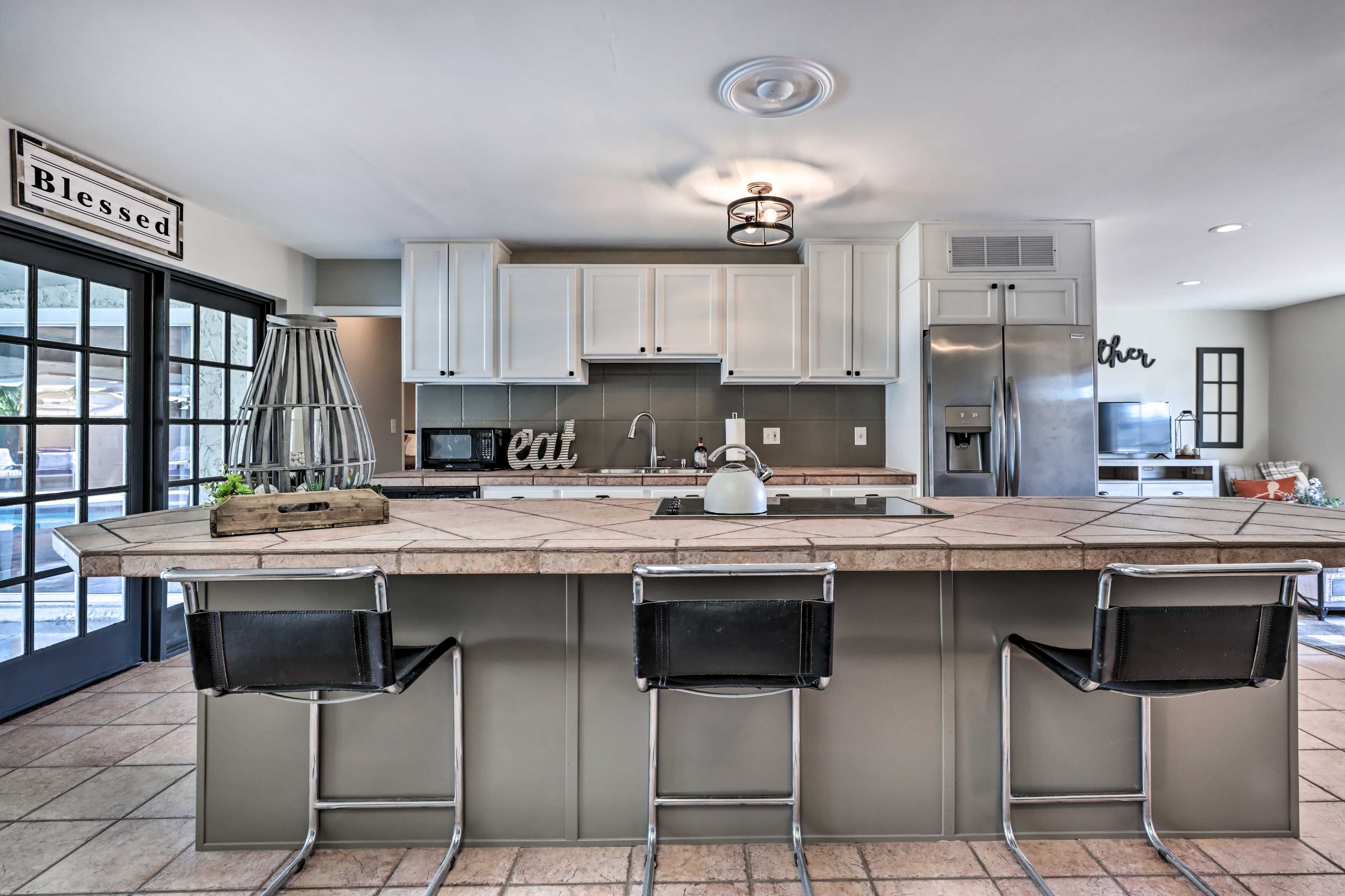 Kitchen | Fully Equipped | Spices | Cooking Basics