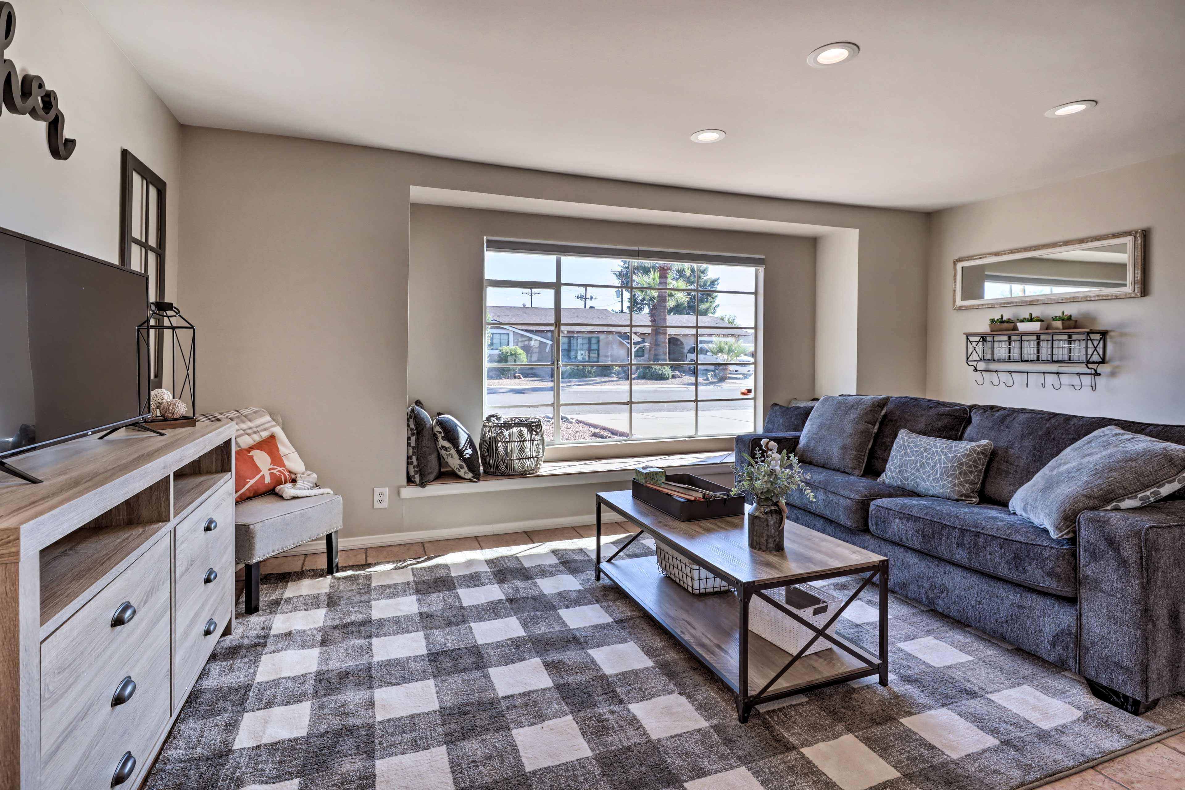 Living Room | Free WiFi