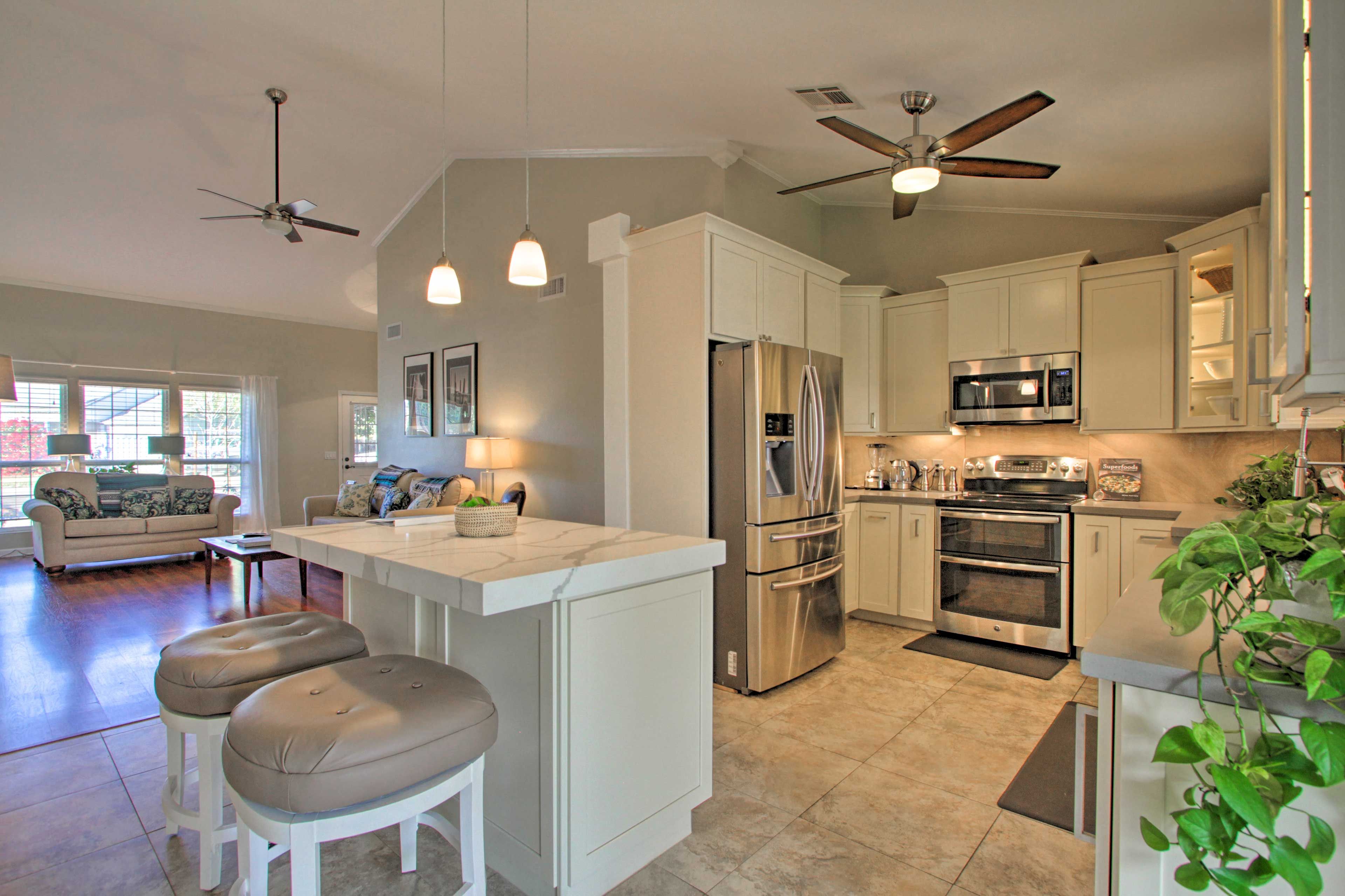 Kitchen | Fully Equipped | Cooking Basics | Dishware/Flatware | Coffee Maker