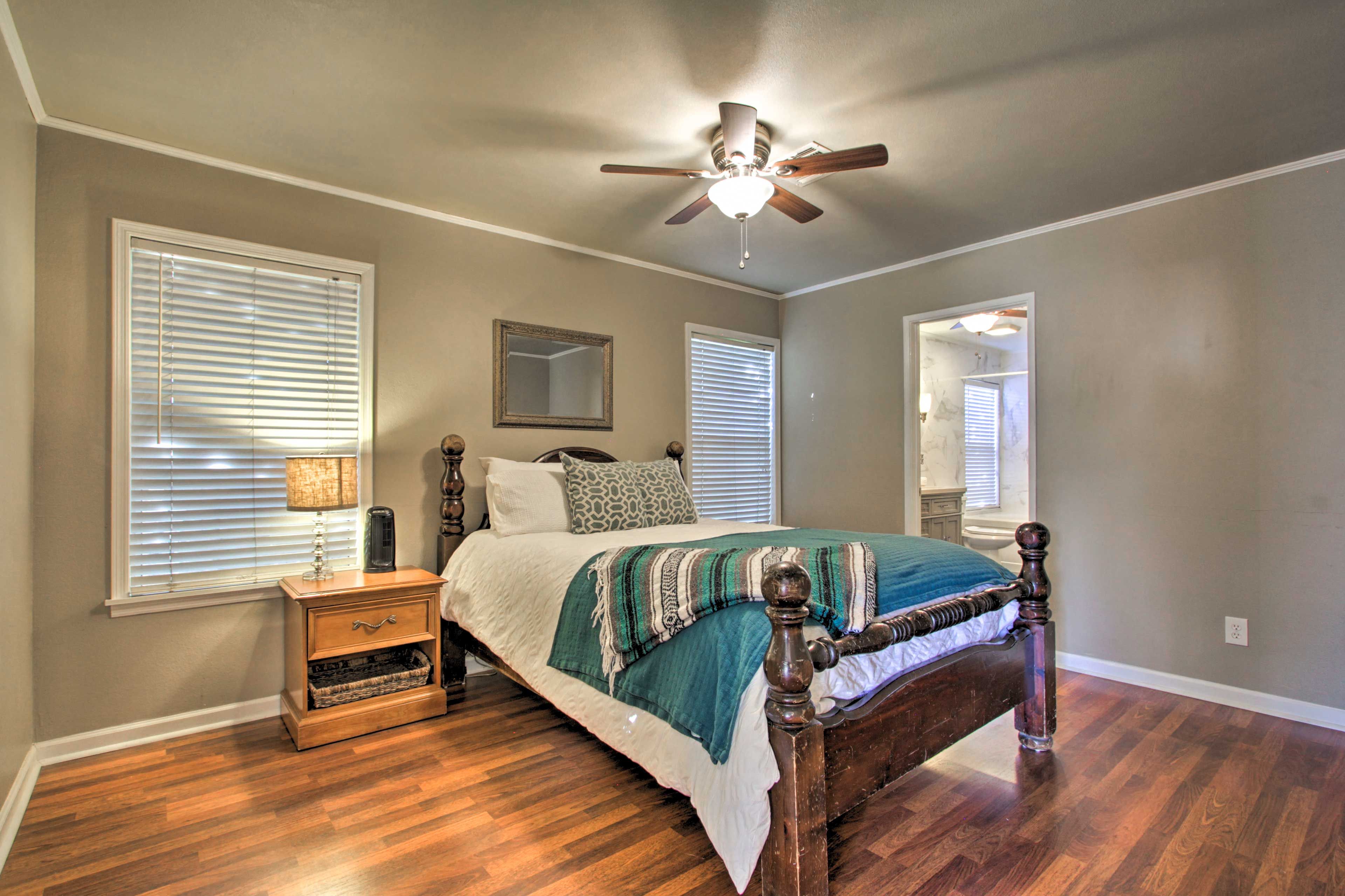 Bedroom 1 | Queen Bed | Linens Provided | En-Suite Bathroom