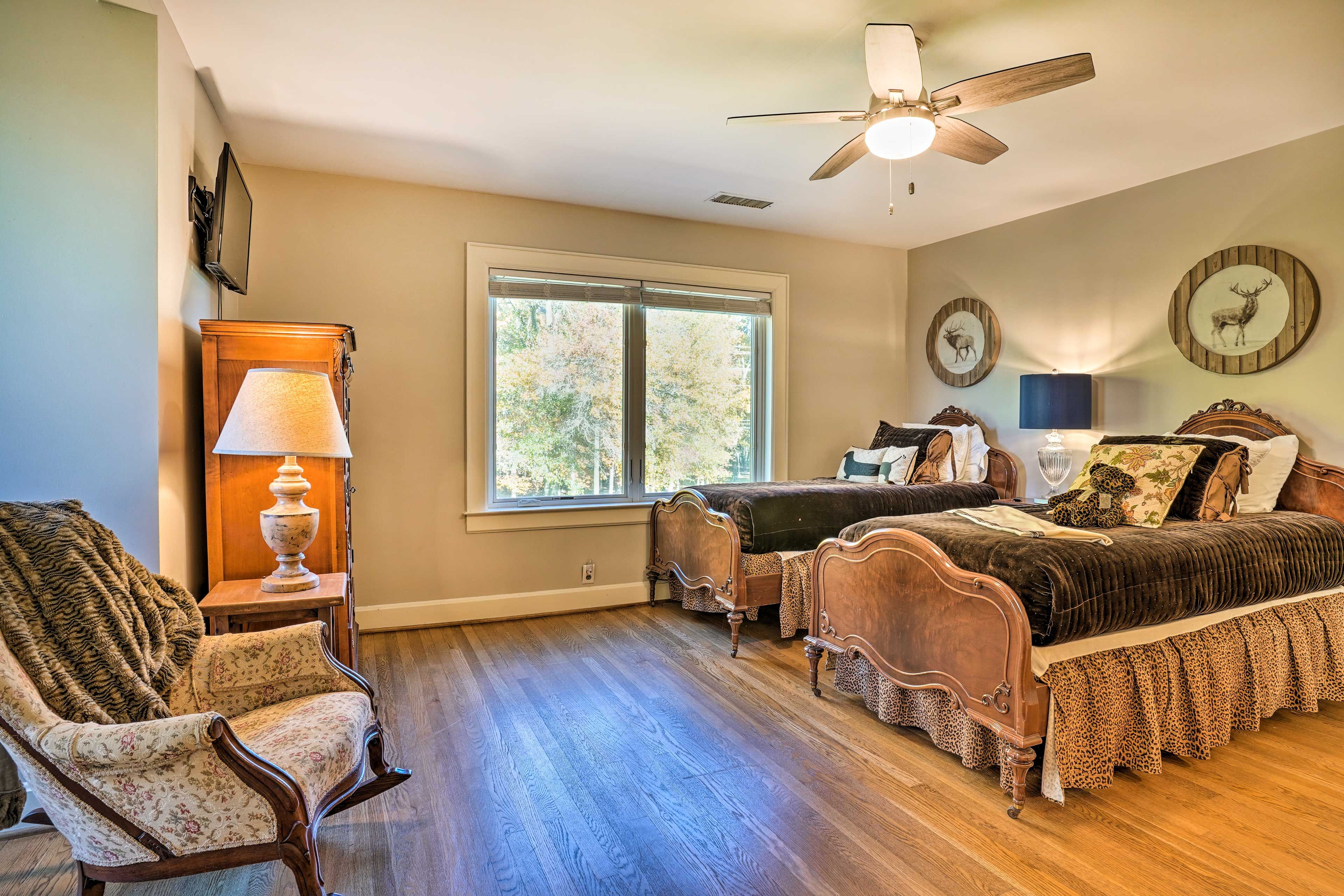 Bedroom 4 | 2 Twin Beds | 2nd Floor