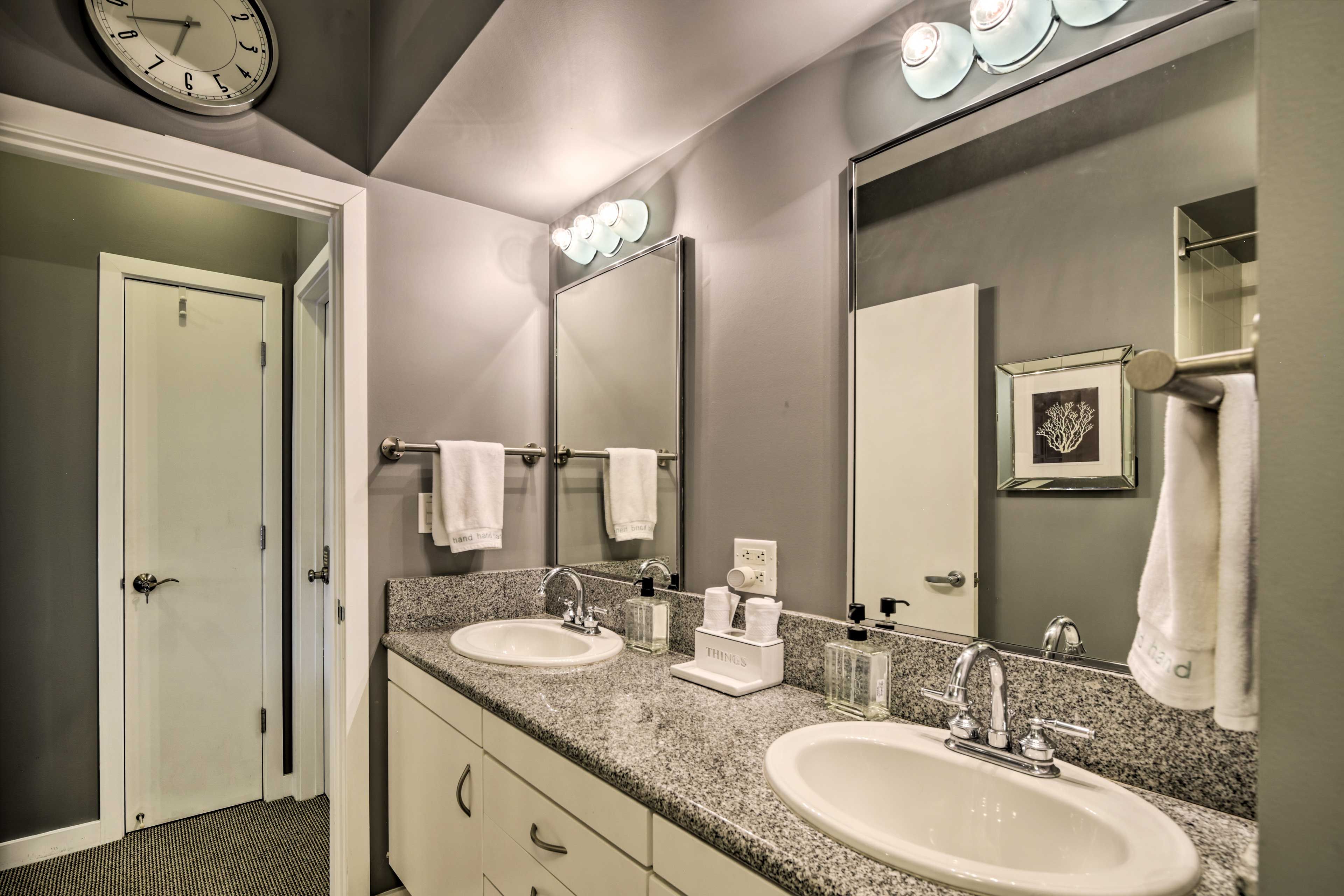 Full Bathroom