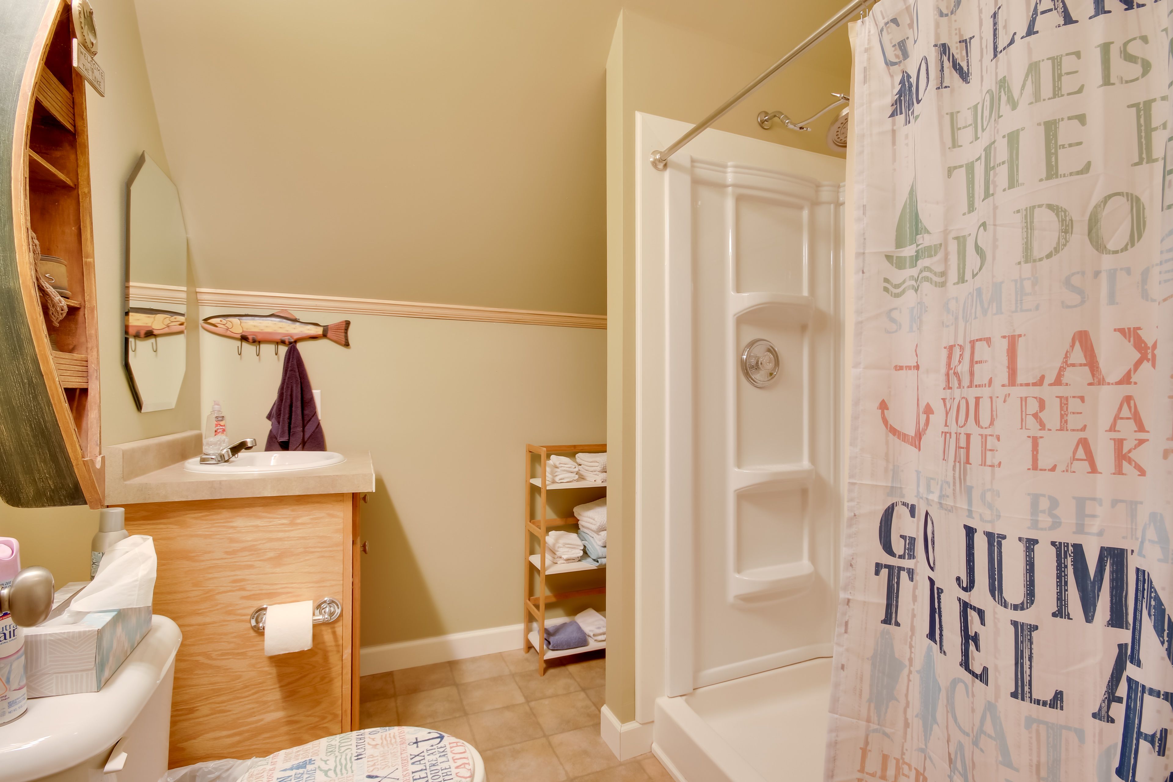 Full Bathroom