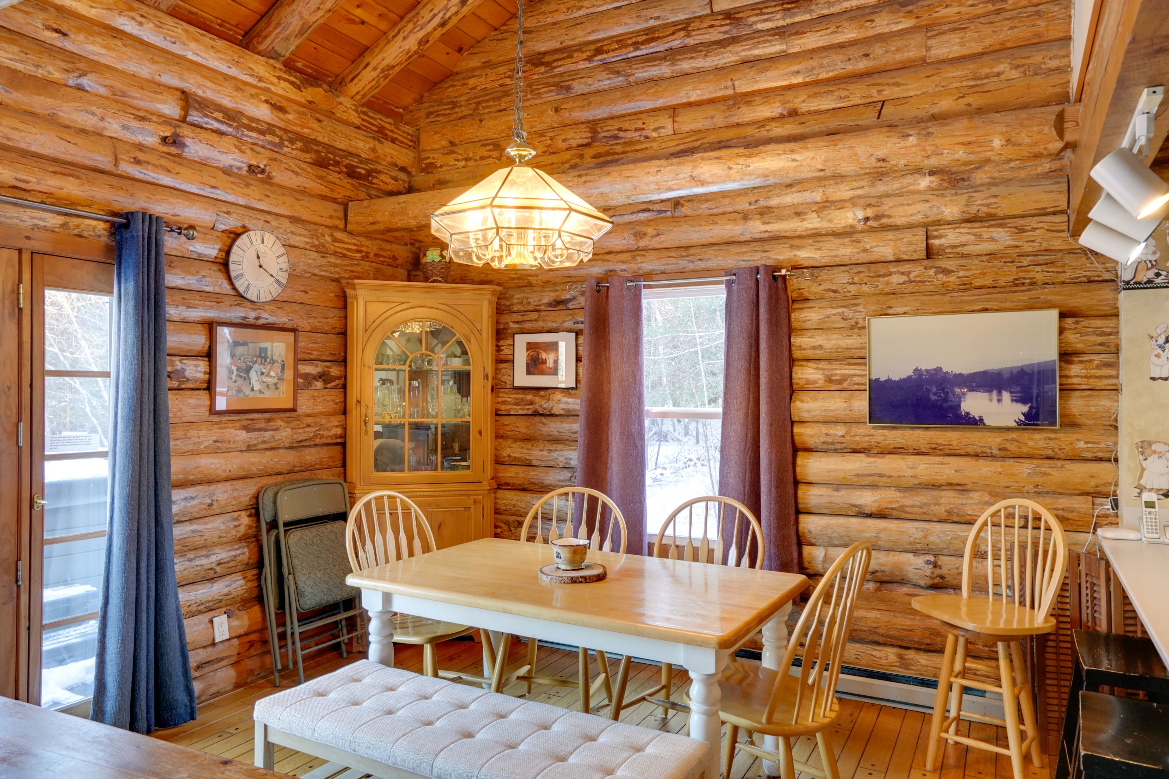Dining Area | Dishware & Flatware