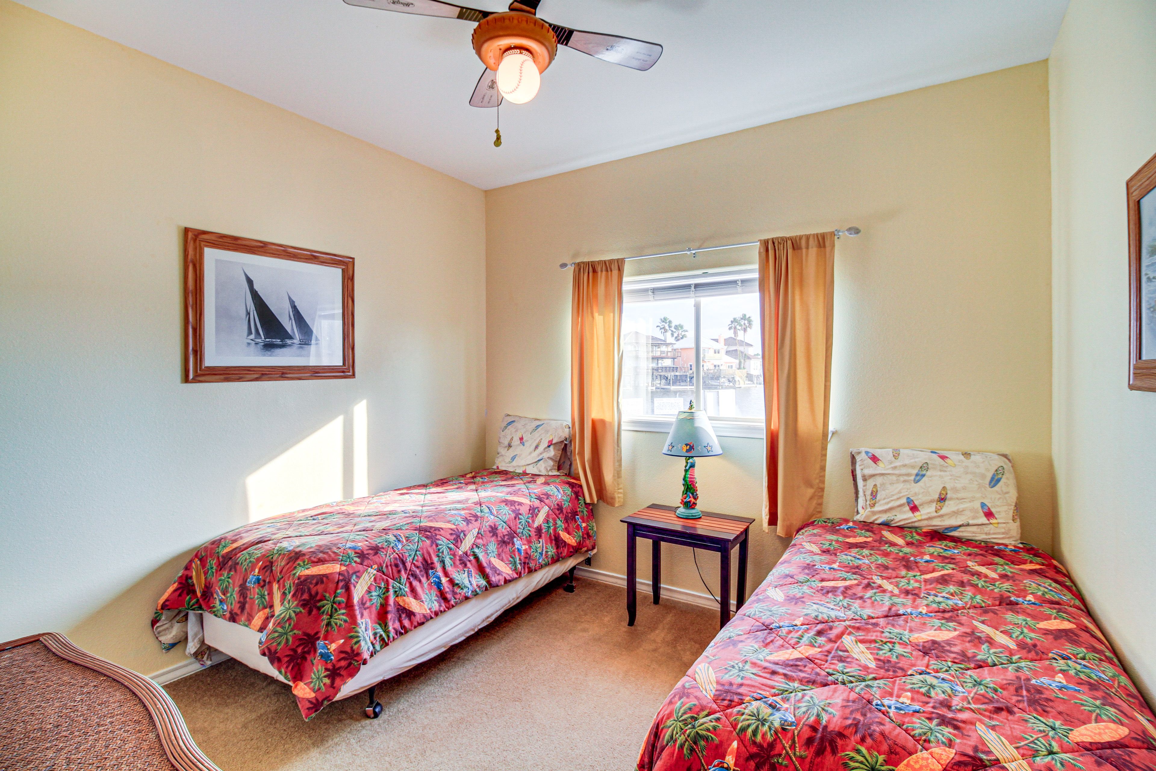 Bedroom 3 | 2 Twin Beds