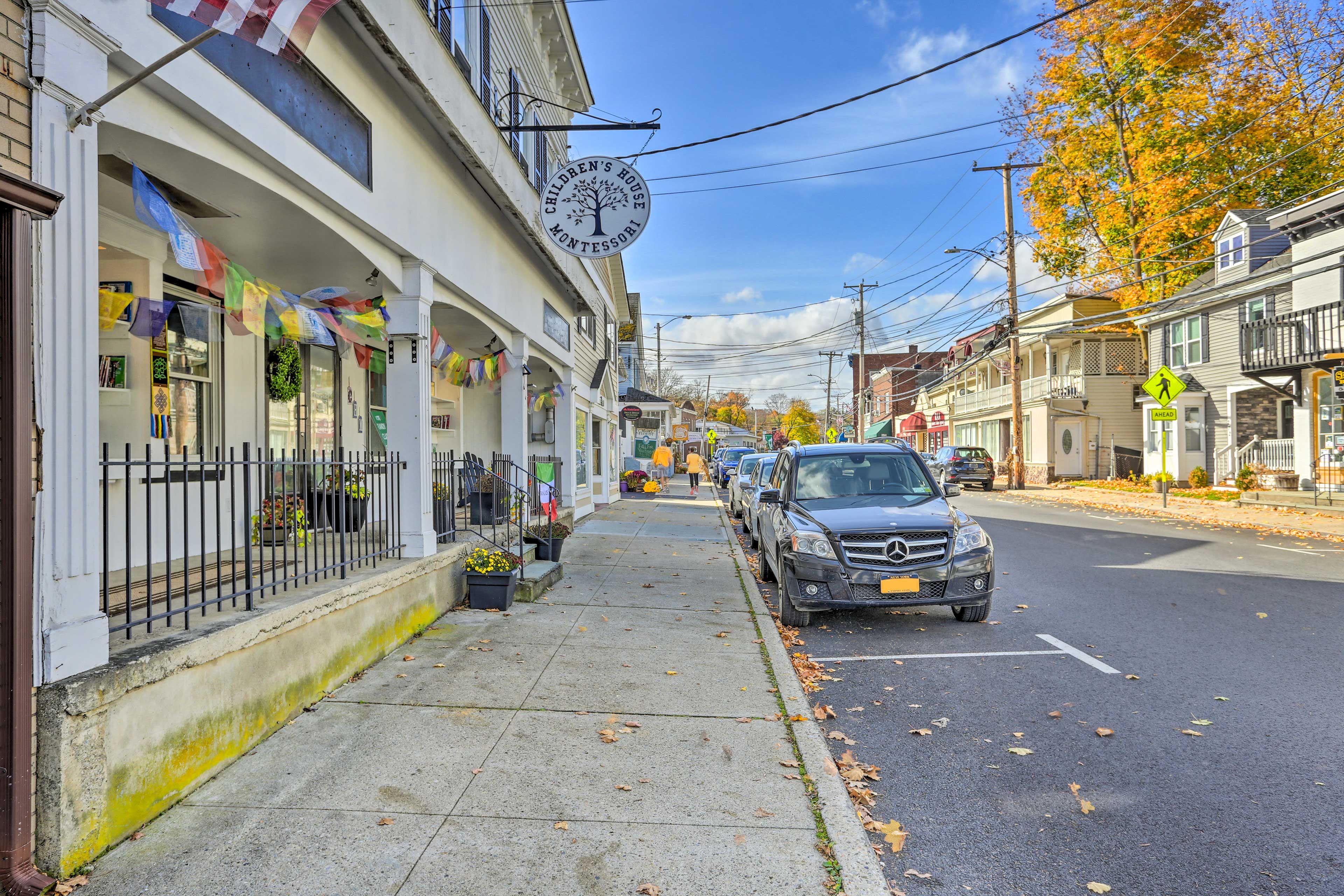 Cottage Exterior | Walk to Town