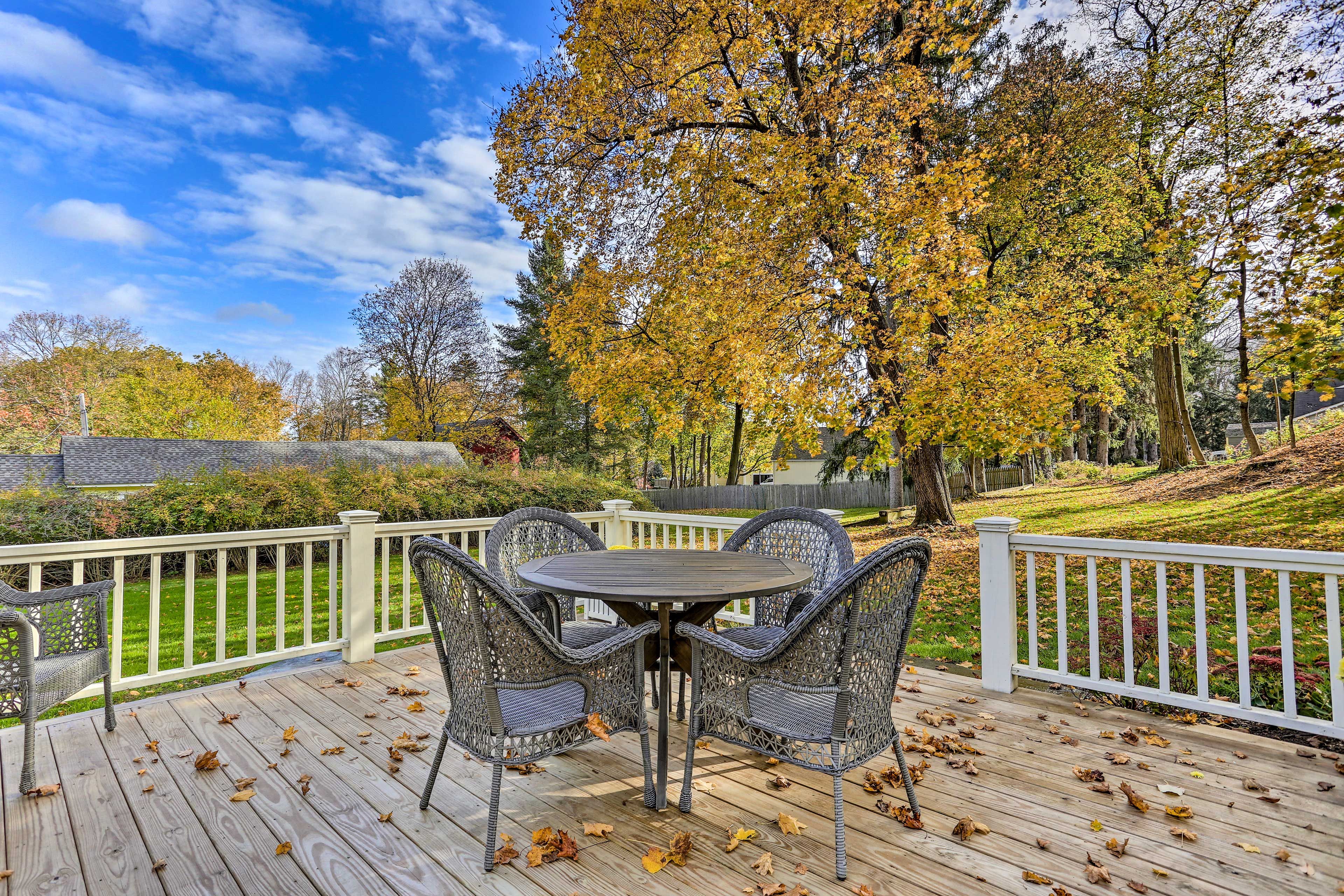 Cottage Exterior | Furnished Deck | Dining Area | Gas Grill