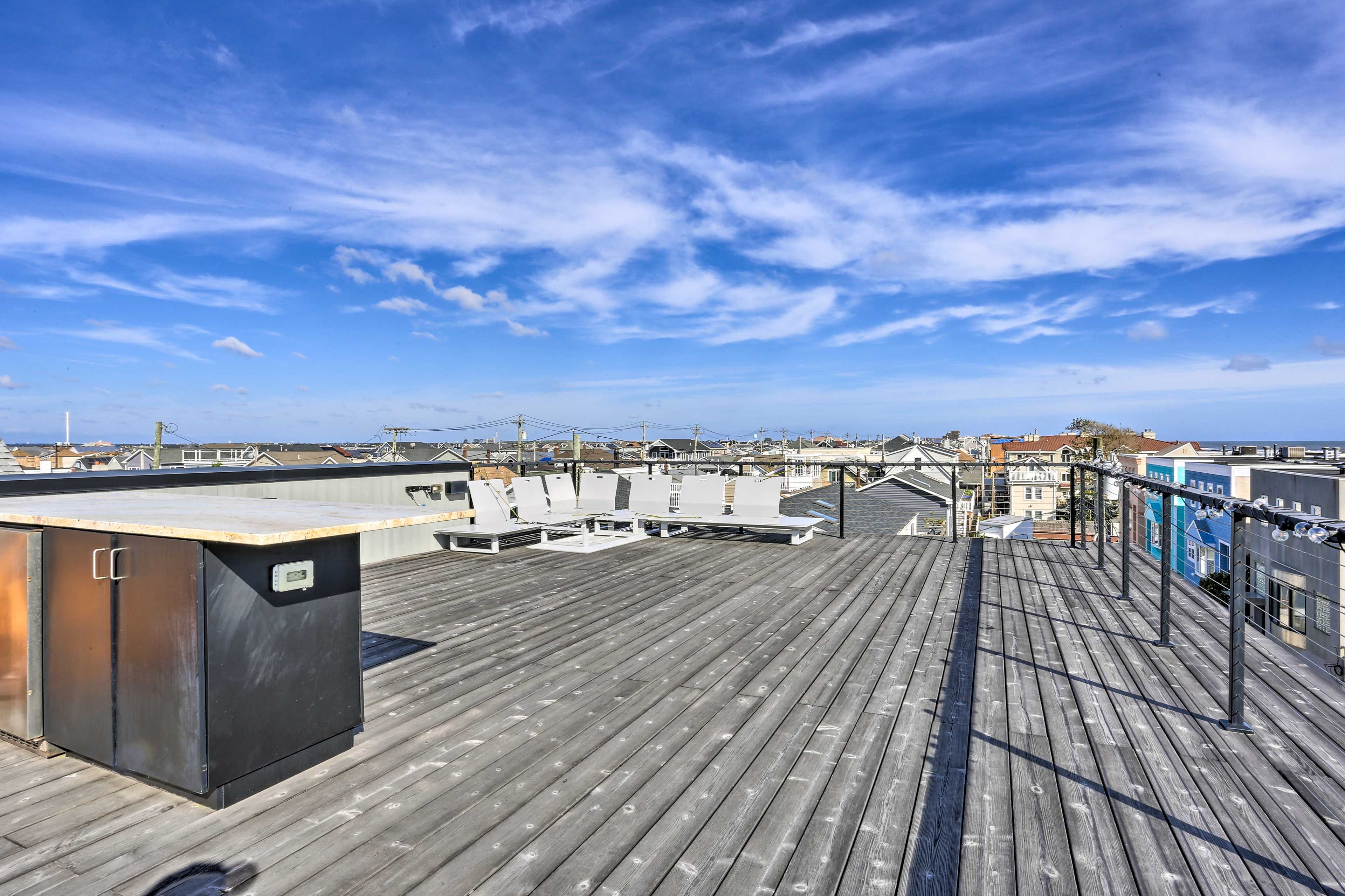 Rooftop Deck