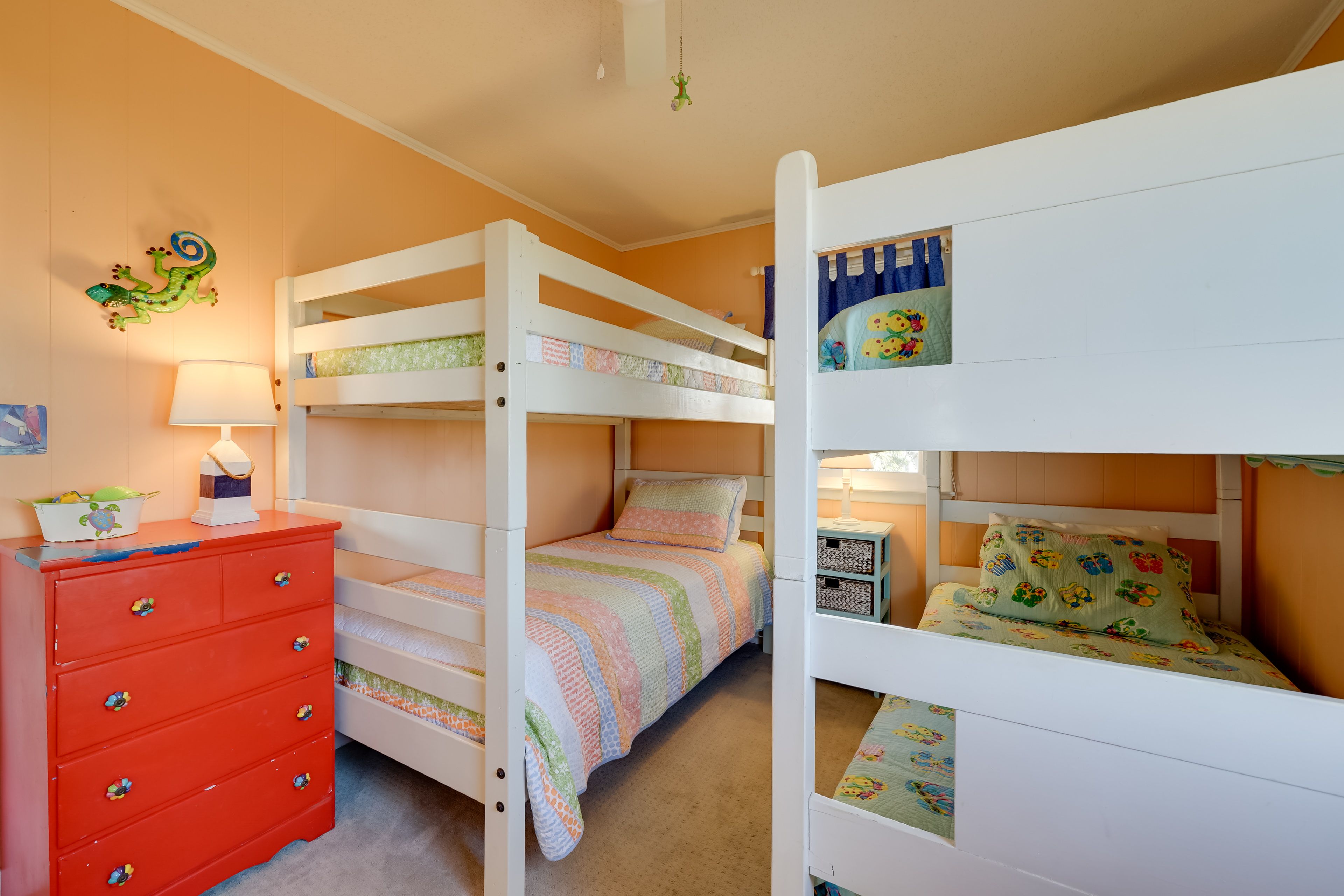 Bedroom 4 | 2 Twin Bunk Beds