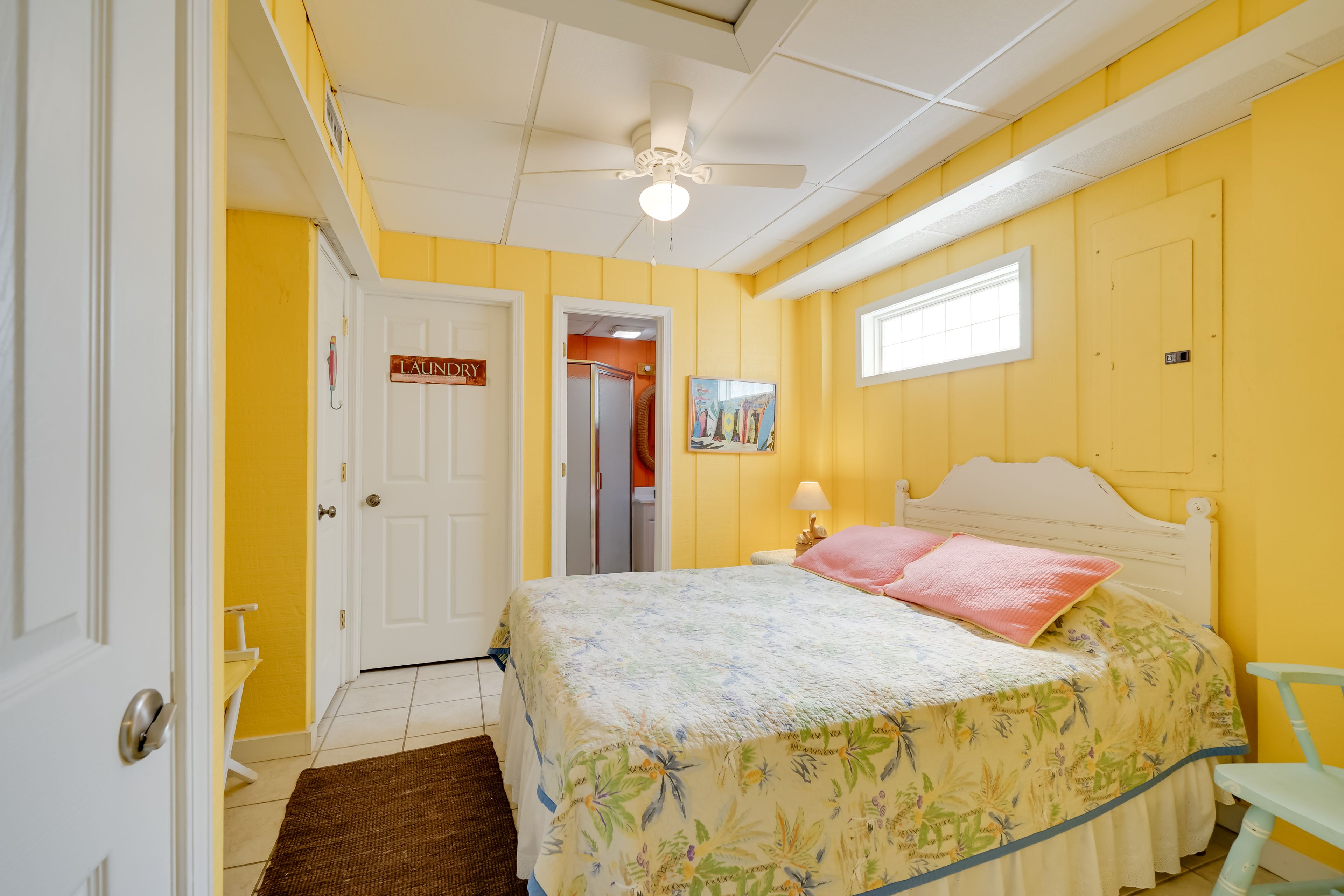 Bedroom 5 | Queen Bed | Outdoor Entrance | Downstairs