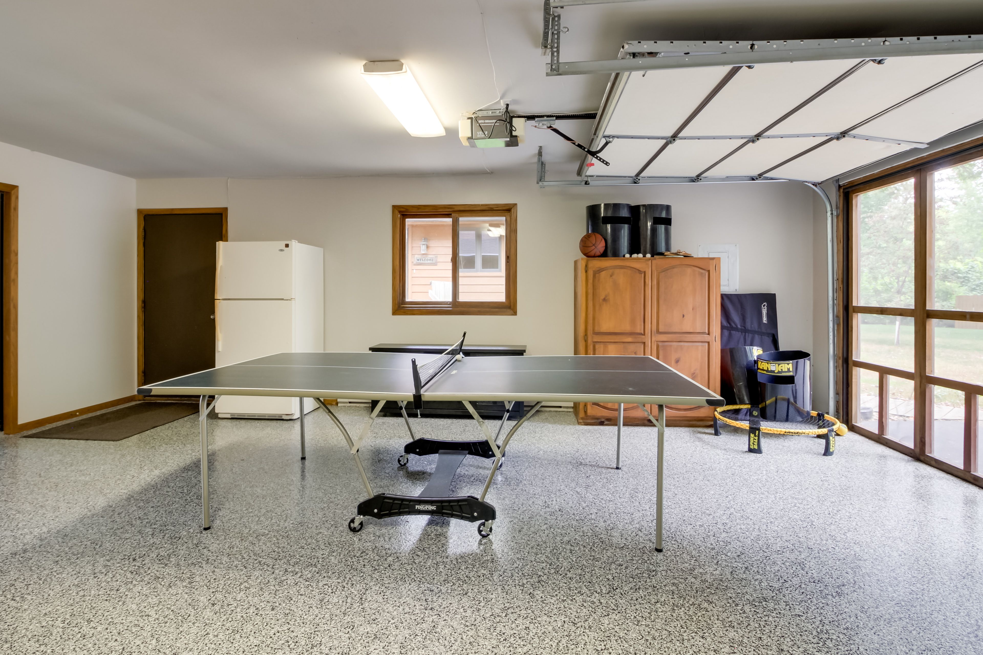 Garage | Game Room