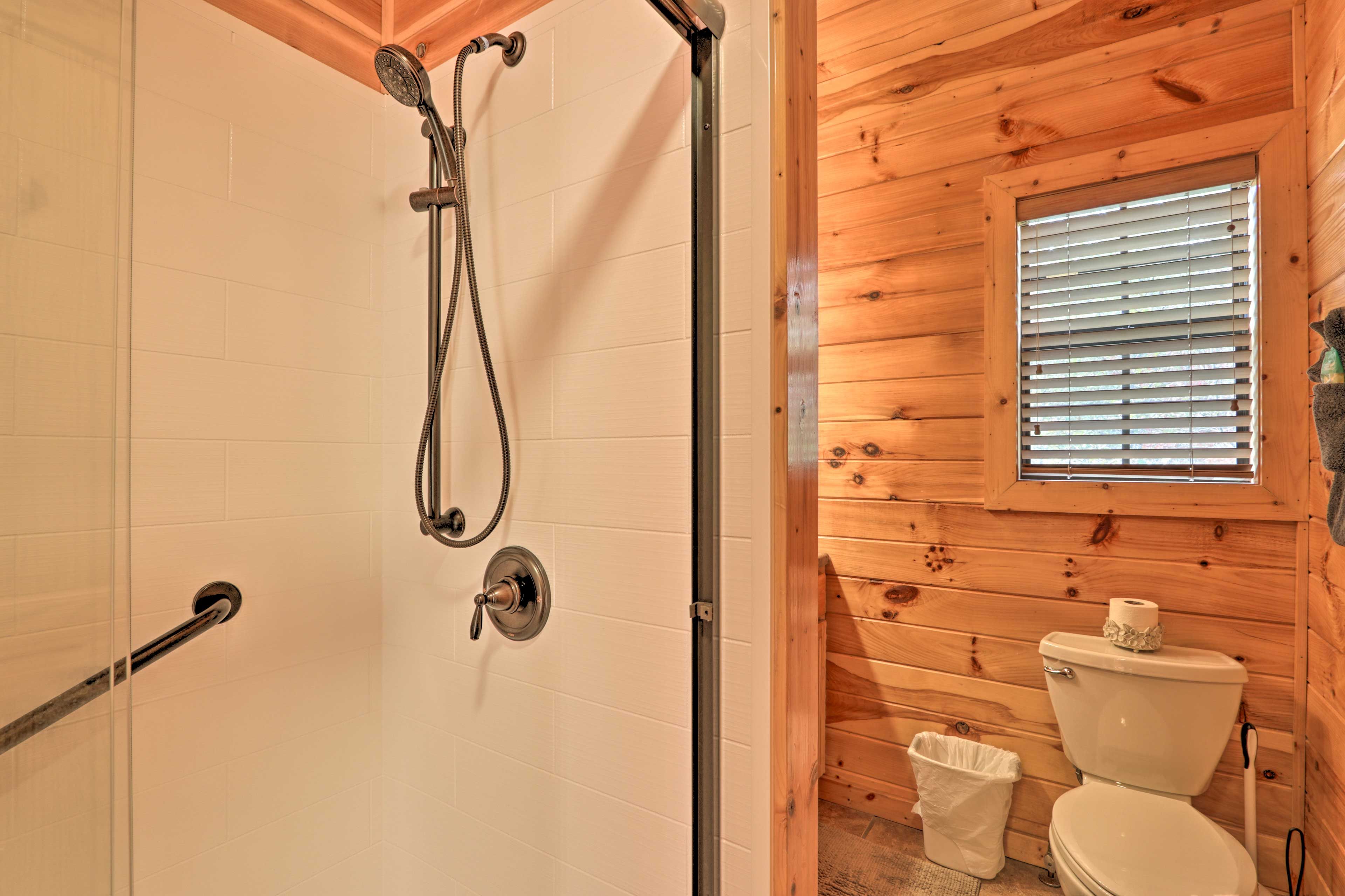 Full Bathroom